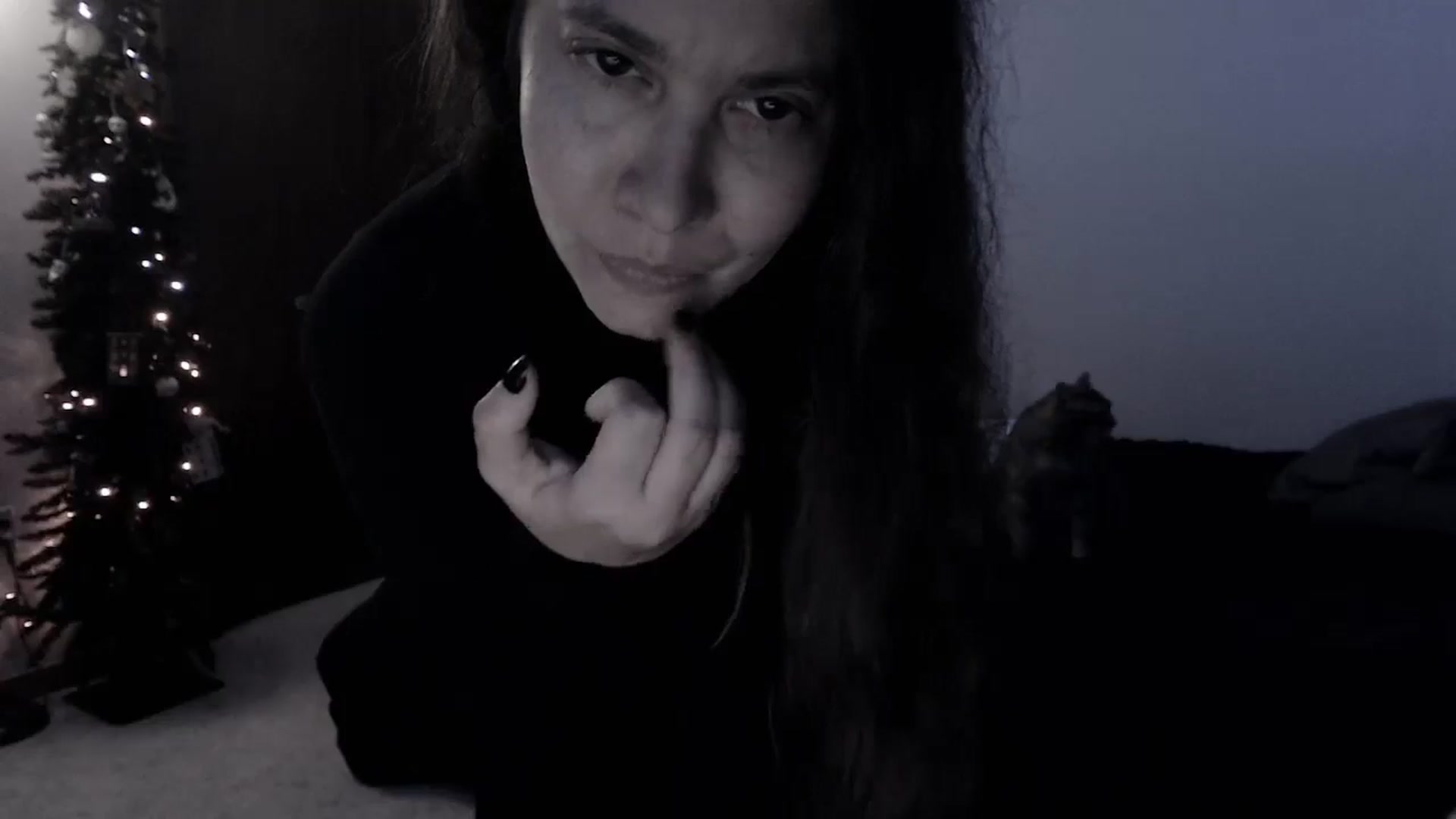 Gallery image thumbnail from LadyMarceline's myfreecams stream on, 04/01/2026, 07:03 image 5 of 20