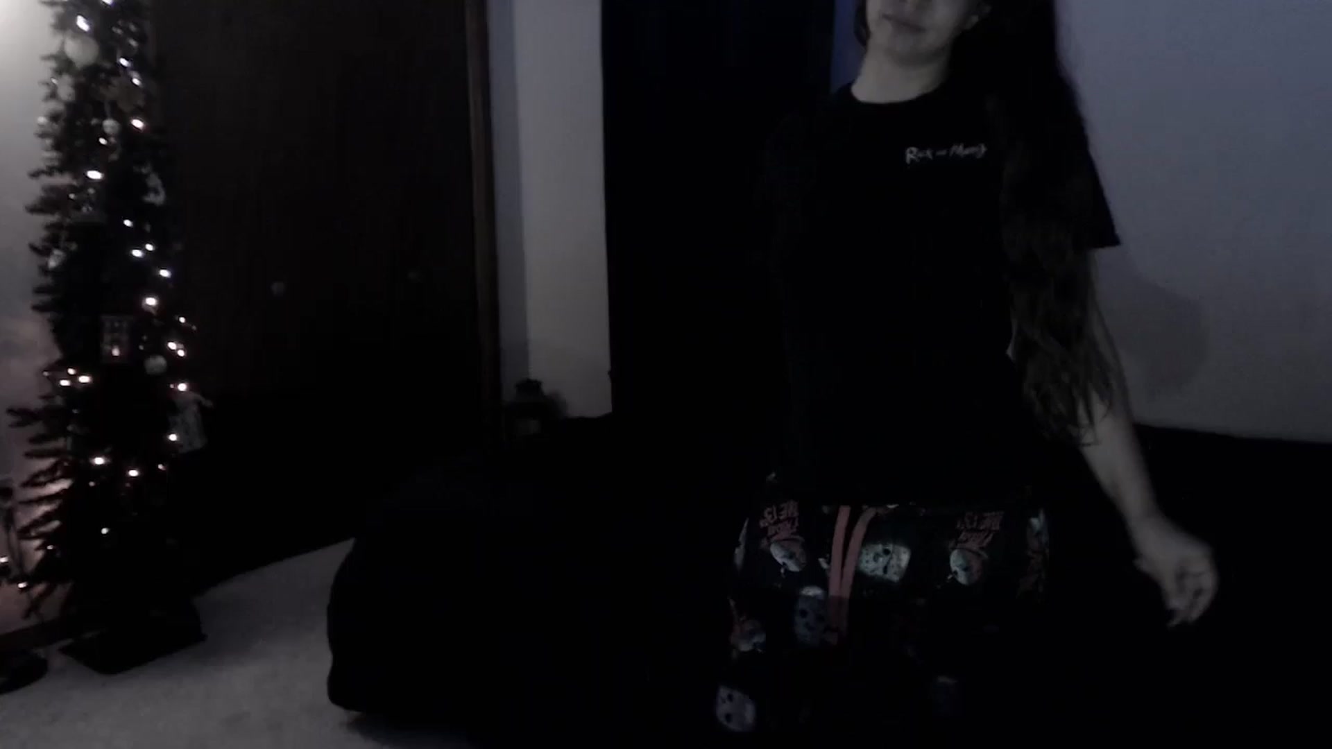 Gallery image thumbnail from LadyMarceline's myfreecams stream on, 04/12/2026, 05:50 image 1 of 20