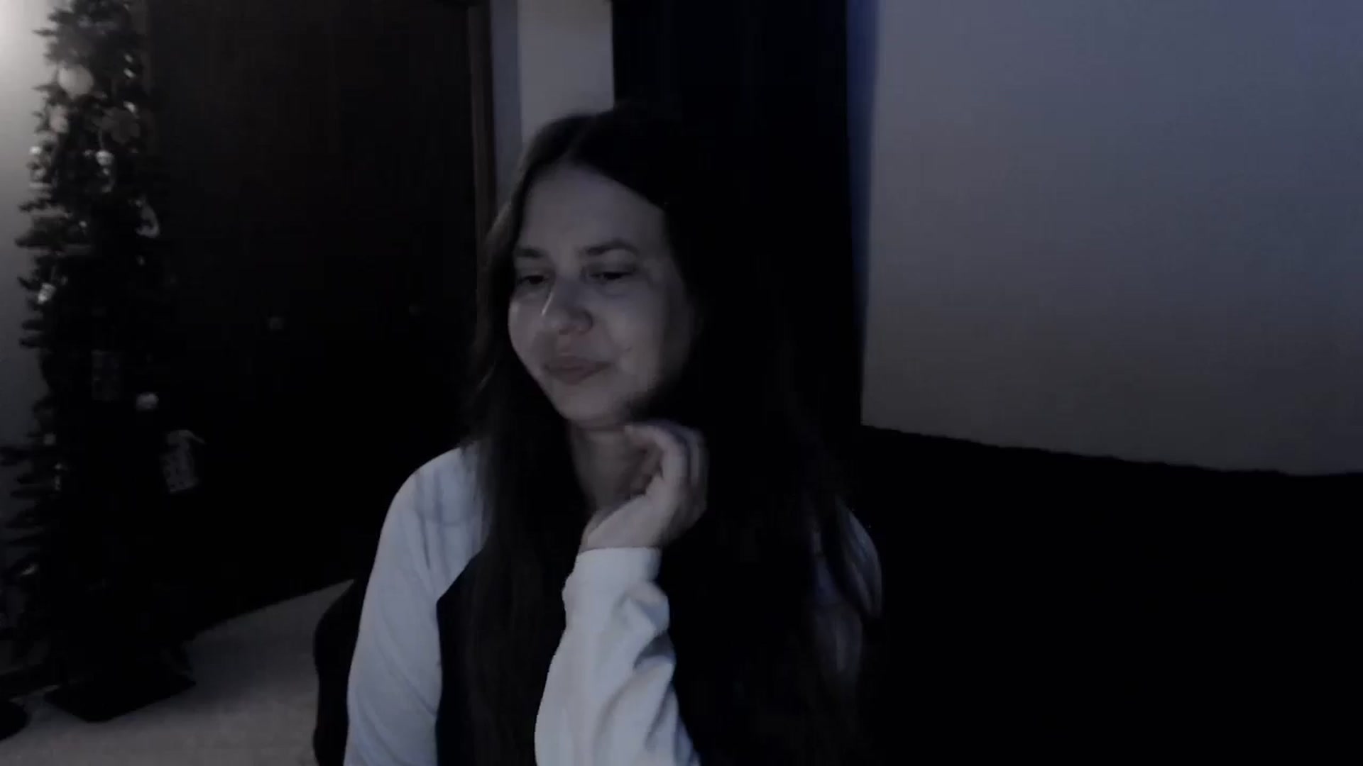 Gallery image thumbnail from LadyMarceline's myfreecams stream on, 05/01/2026, 05:52 image 5 of 20