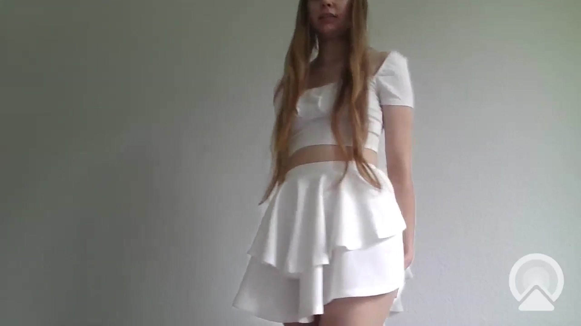 Gallery image thumbnail from LadyNesquick's myfreecams stream on, 05/29/2024, 08:59 image 15 of 20