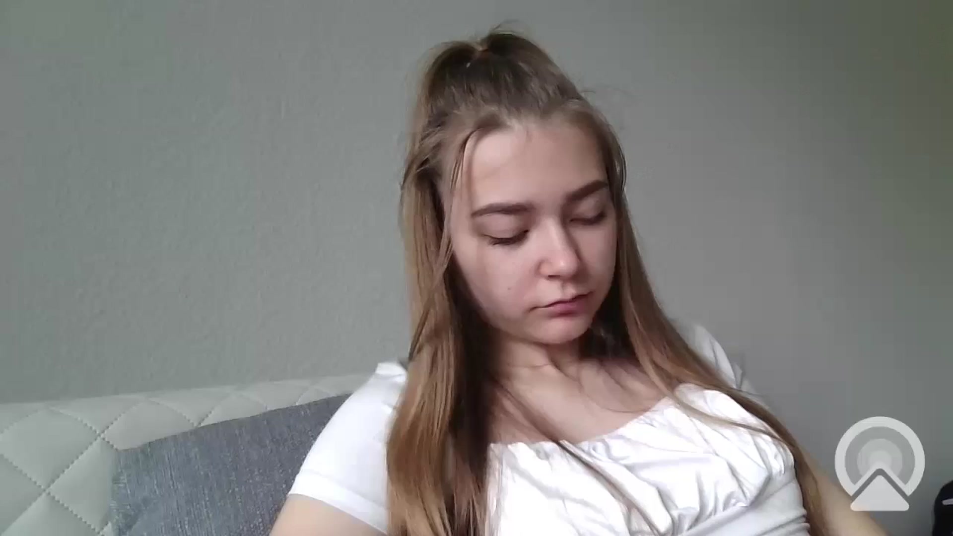 Gallery image thumbnail from LadyNesquick's myfreecams stream on, 05/29/2024, 08:59 image 5 of 20
