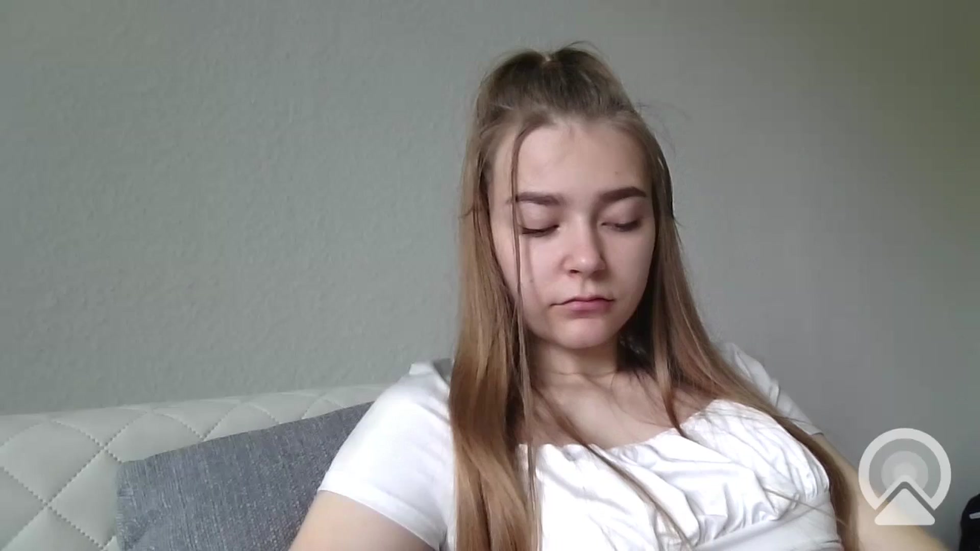 Gallery image thumbnail from LadyNesquick's myfreecams stream on, 05/29/2024, 08:59 image 8 of 20