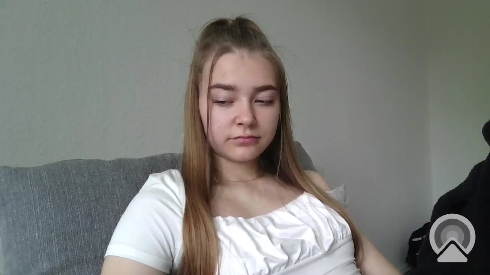 Gallery image thumbnail from LadyNesquick's myfreecams stream on, 05/29/2024, 09:27 image 9 of 20