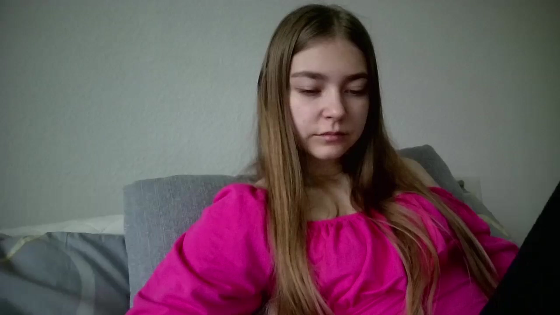 Gallery image thumbnail from LadyNesquick's myfreecams stream on, 06/13/2024, 10:36 image 16 of 20