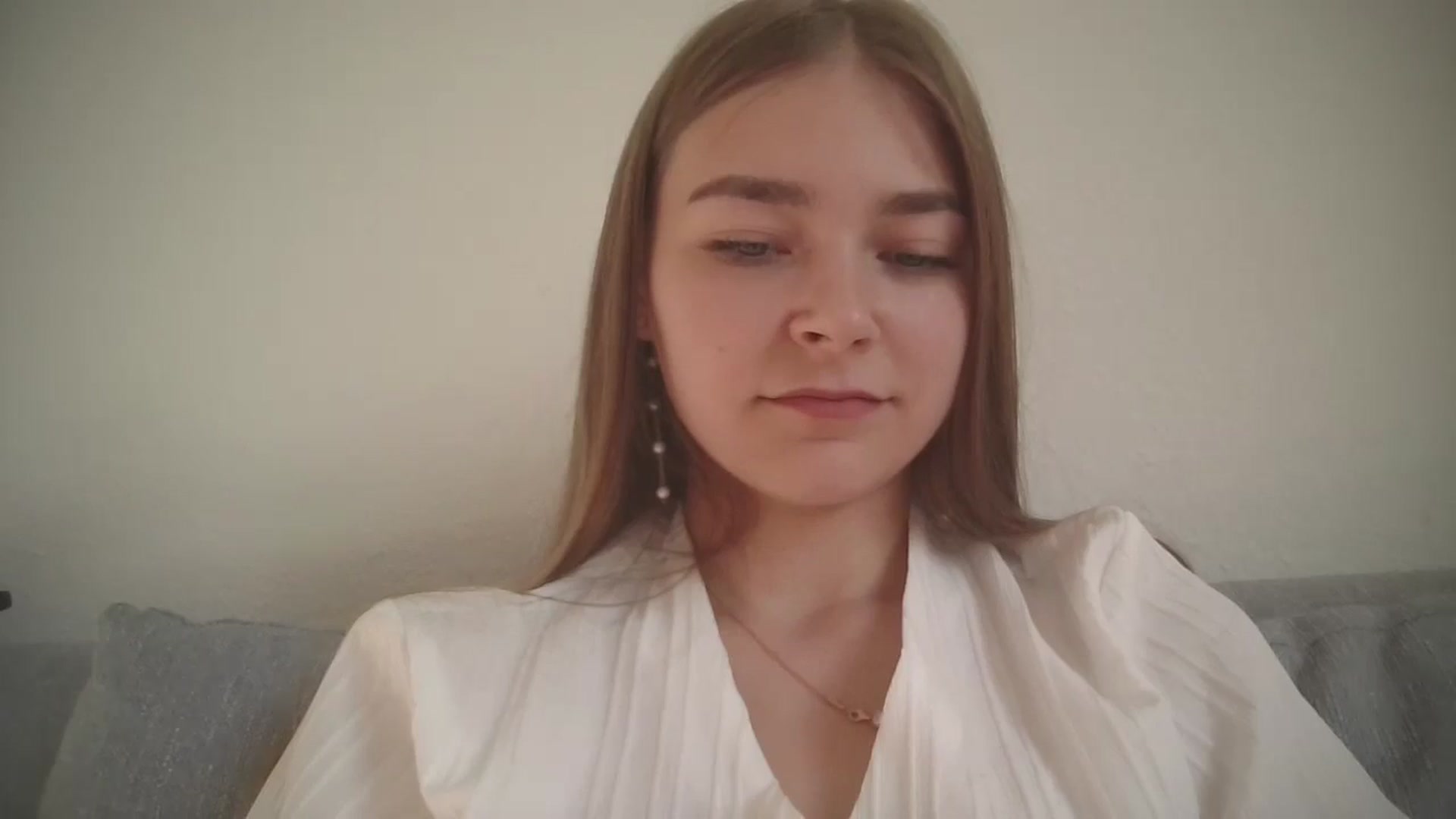 Gallery image thumbnail from LadyNesquick's myfreecams stream on, 07/29/2024, 17:10 image 9 of 20