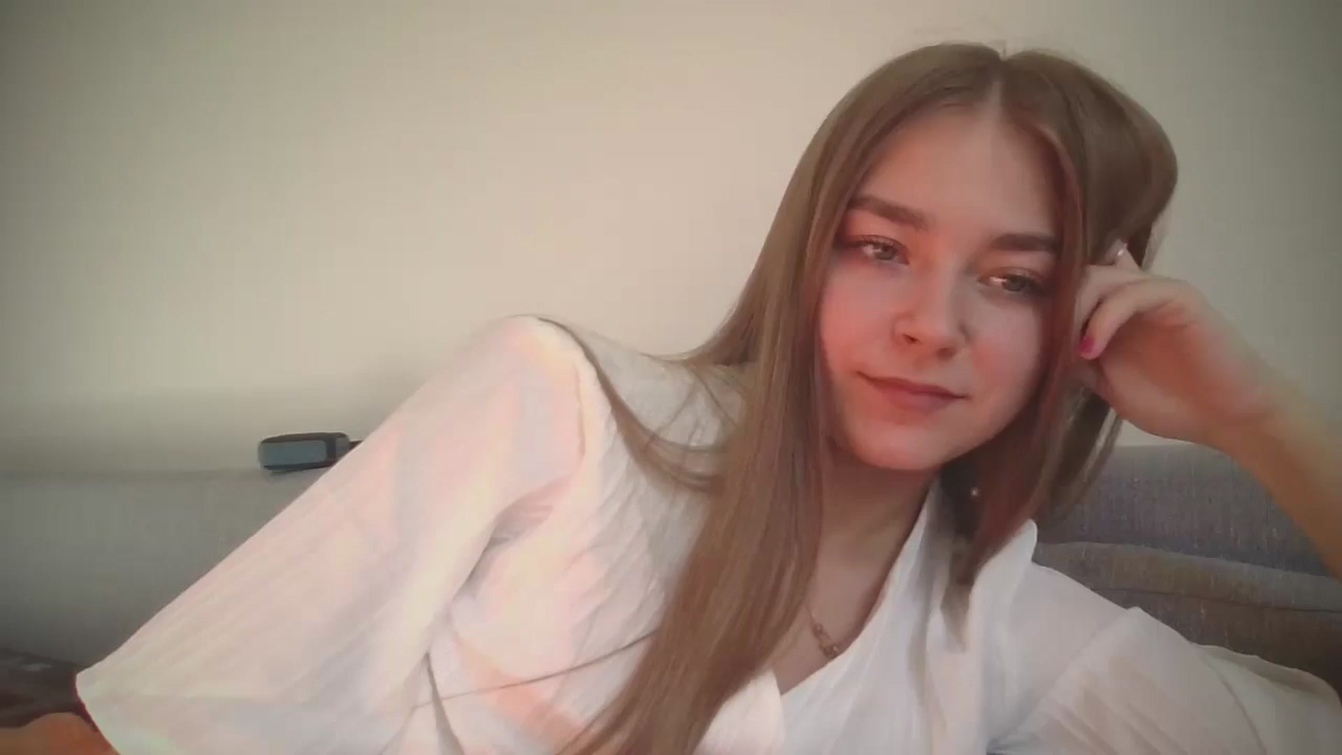 Gallery image thumbnail from LadyNesquick's myfreecams stream on, 07/29/2024, 17:10 image 6 of 20