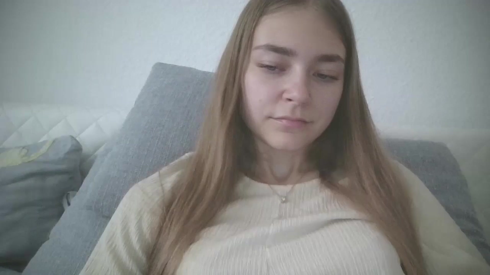 Gallery image thumbnail from LadyNesquick's myfreecams stream on, 08/08/2024, 16:24 image 17 of 20