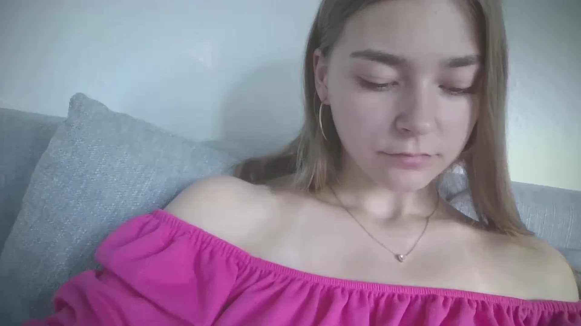 Gallery image thumbnail from LadyNesquick's myfreecams stream on, 08/12/2024, 17:23 image 19 of 20