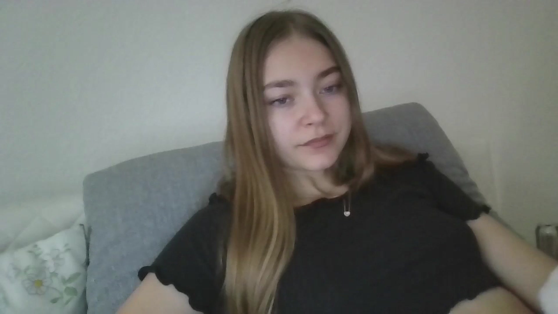 Gallery image thumbnail from LadyNesquick's myfreecams stream on, 10/01/2024, 09:55 image 5 of 20