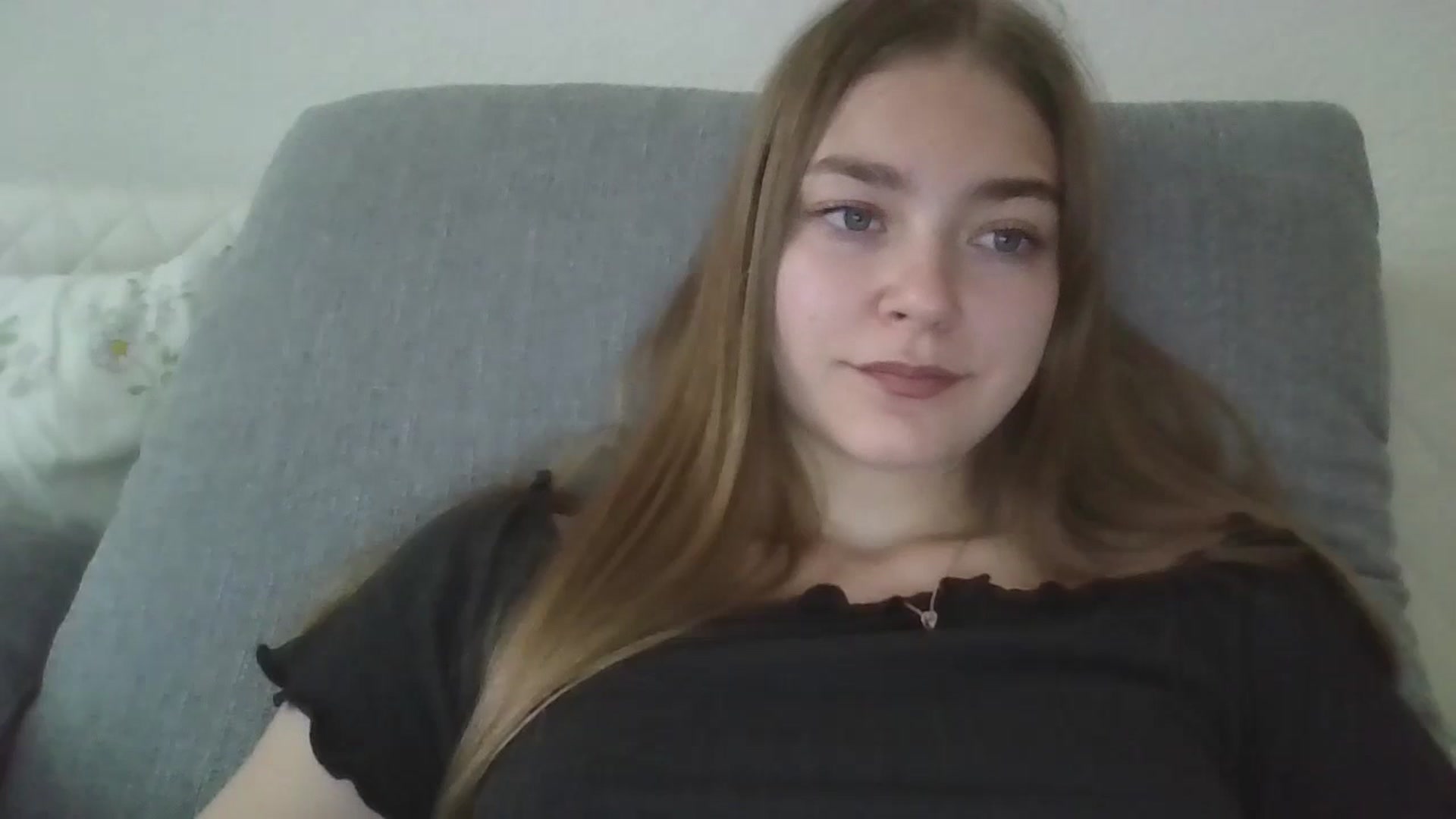 Gallery image thumbnail from LadyNesquick's myfreecams stream on, 10/01/2024, 10:58 image 7 of 20