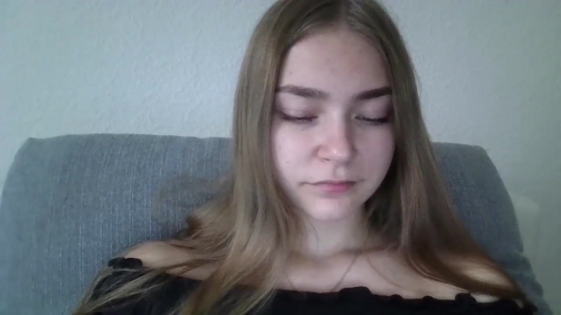 Gallery image thumbnail from LadyNesquick's myfreecams stream on, 10/21/2024, 13:23 image 11 of 20