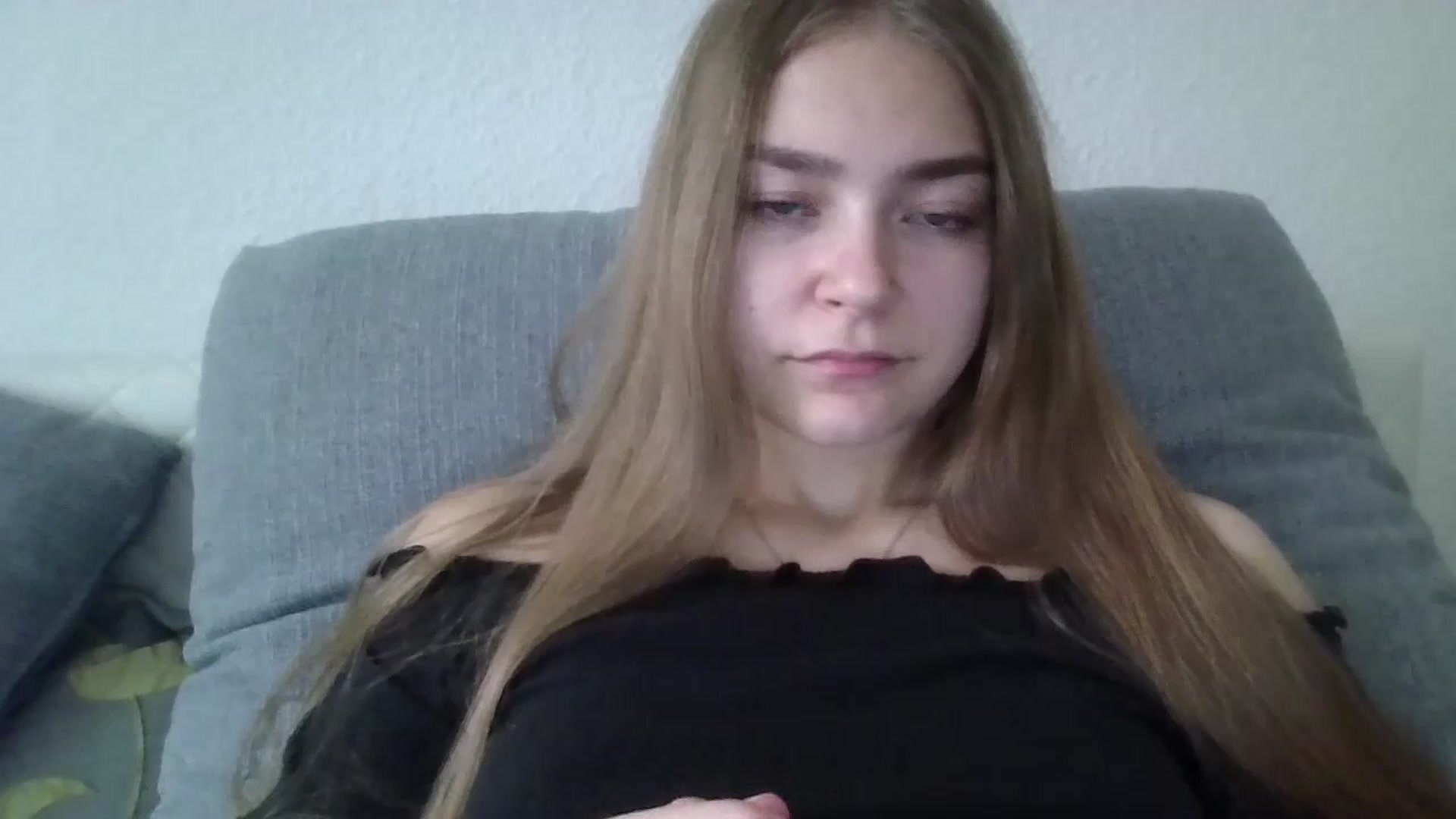 Gallery image thumbnail from LadyNesquick's myfreecams stream on, 10/21/2024, 13:23 image 3 of 20