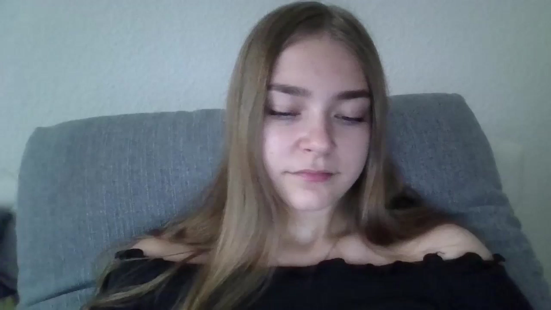 Gallery image thumbnail from LadyNesquick's myfreecams stream on, 10/21/2024, 13:23 image 20 of 20