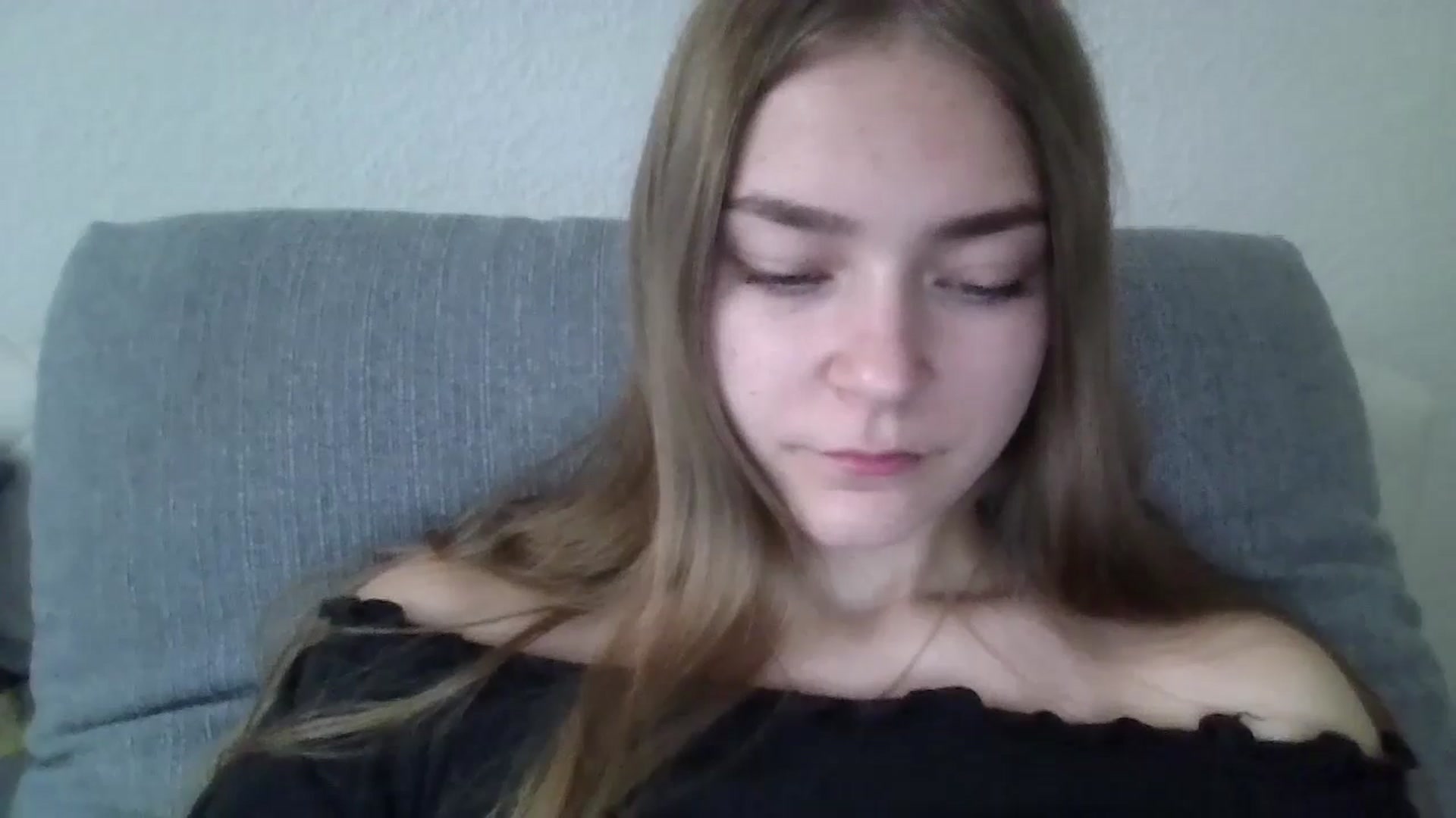 Gallery image thumbnail from LadyNesquick's myfreecams stream on, 10/21/2024, 13:23 image 14 of 20