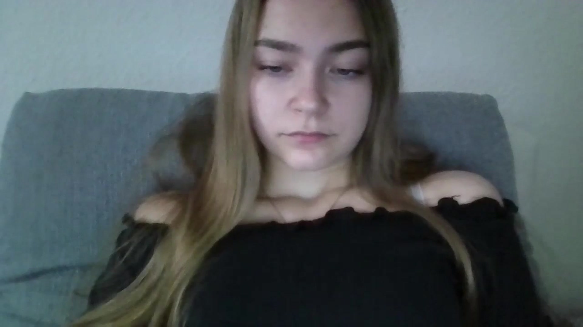 Gallery image thumbnail from LadyNesquick's myfreecams stream on, 10/21/2024, 14:18 image 14 of 20
