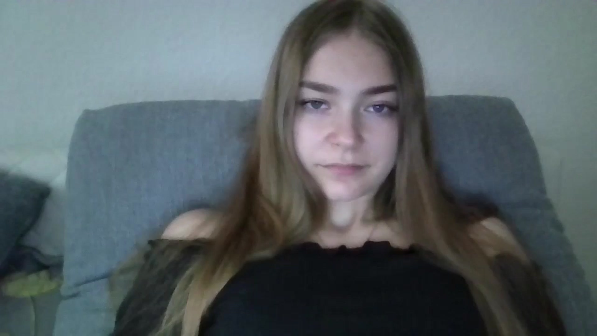 Gallery image thumbnail from LadyNesquick's myfreecams stream on, 10/21/2024, 14:18 image 3 of 20