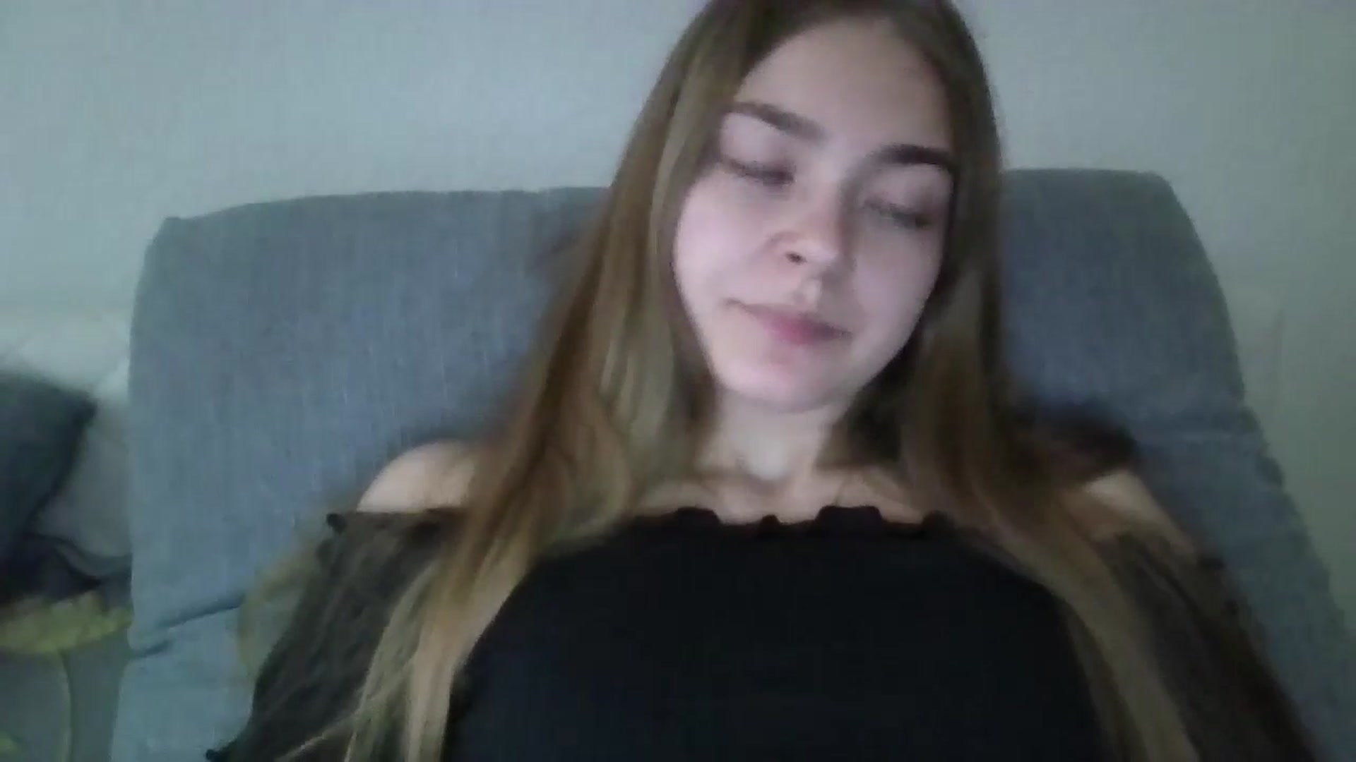 Gallery image thumbnail from LadyNesquick's myfreecams stream on, 10/21/2024, 14:18 image 6 of 20