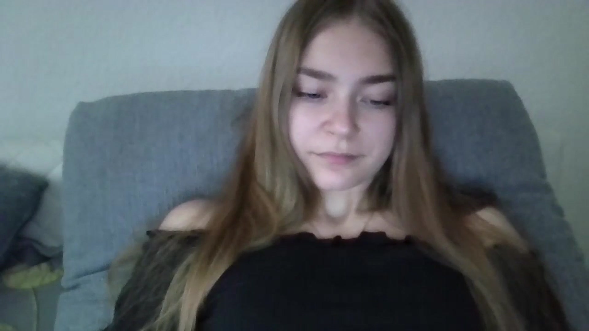 Gallery image thumbnail from LadyNesquick's myfreecams stream on, 10/21/2024, 14:18 image 5 of 20