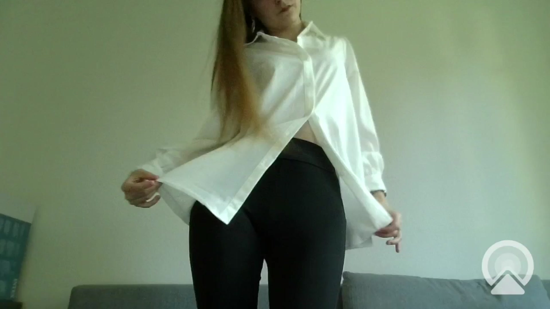 Gallery image thumbnail from LadyNesquick's myfreecams stream on, 10/23/2024, 13:45 image 8 of 20
