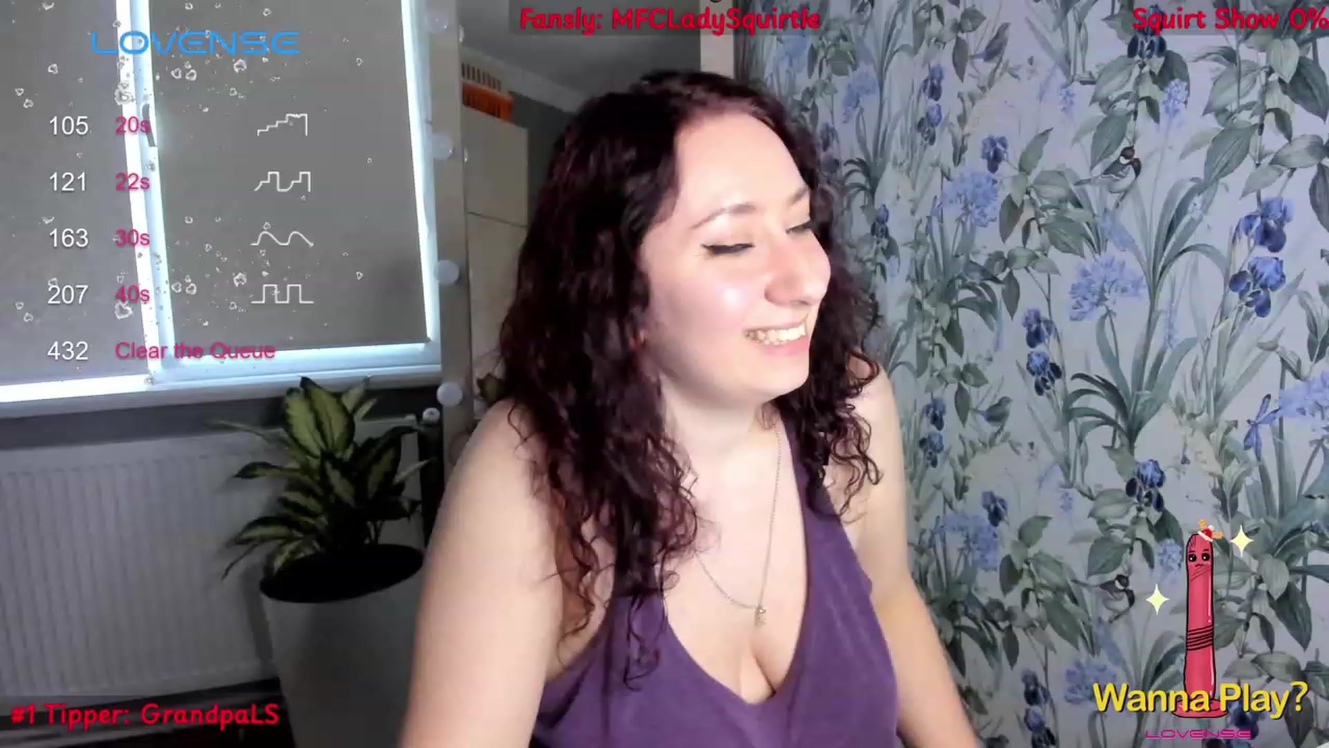 Gallery image thumbnail from LadySquirtle's myfreecams stream on, 11/30/2023, 09:37 image 9 of 20