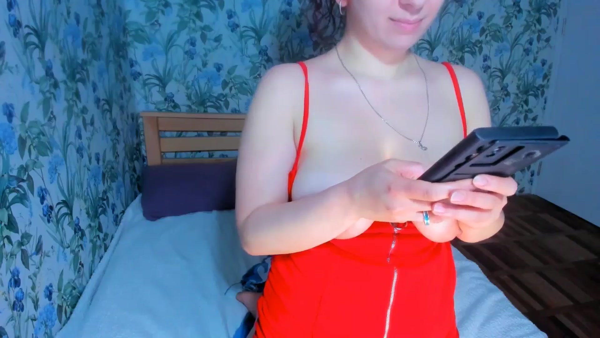Gallery image thumbnail from LadySquirtle's myfreecams stream on, 06/11/2024, 09:13 image 15 of 20