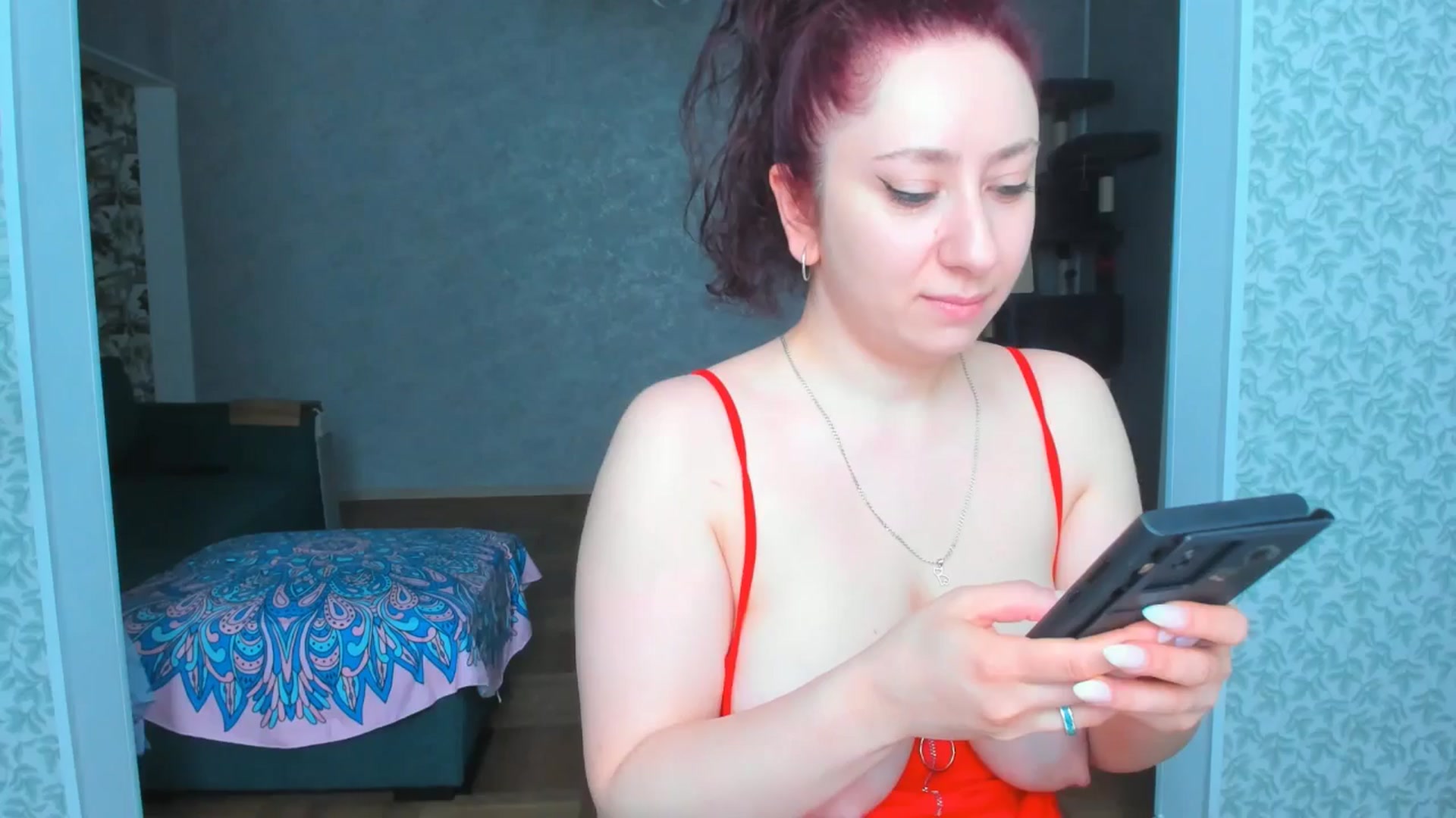 Gallery image thumbnail from LadySquirtle's myfreecams stream on, 06/23/2024, 09:28 image 10 of 20