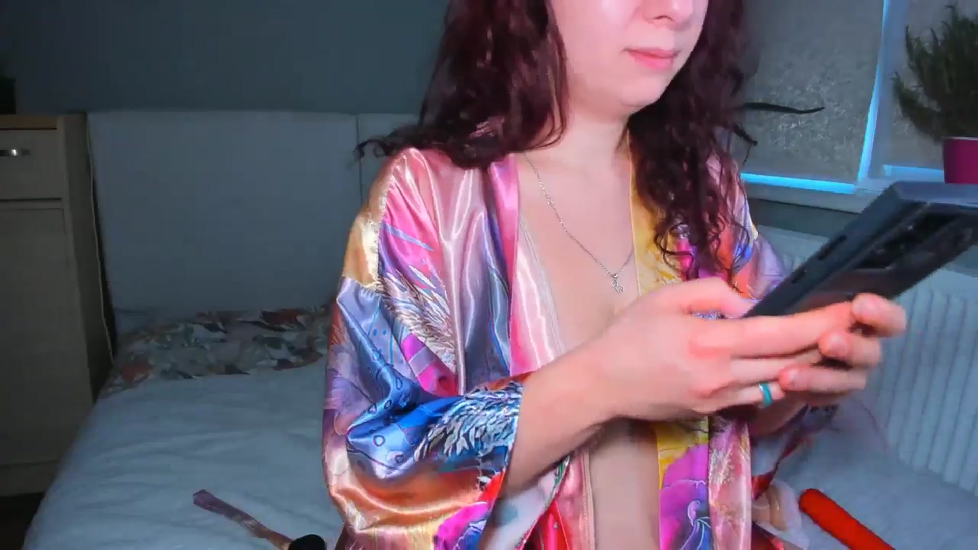 Gallery image thumbnail from LadySquirtle's myfreecams stream on, 09/30/2024, 09:17 image 16 of 20