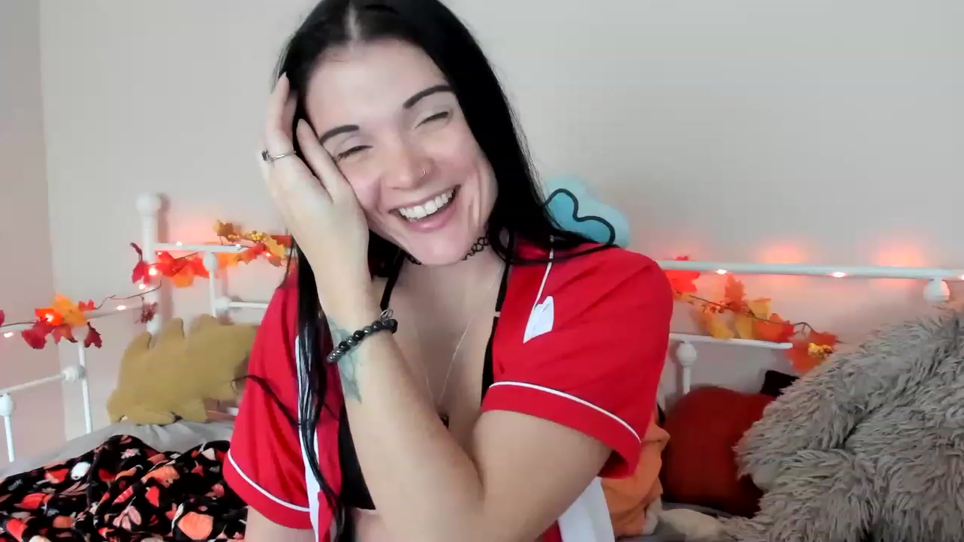Gallery image thumbnail from LadyStarr's myfreecams stream on, 11/18/2022, 17:33 image 9 of 20