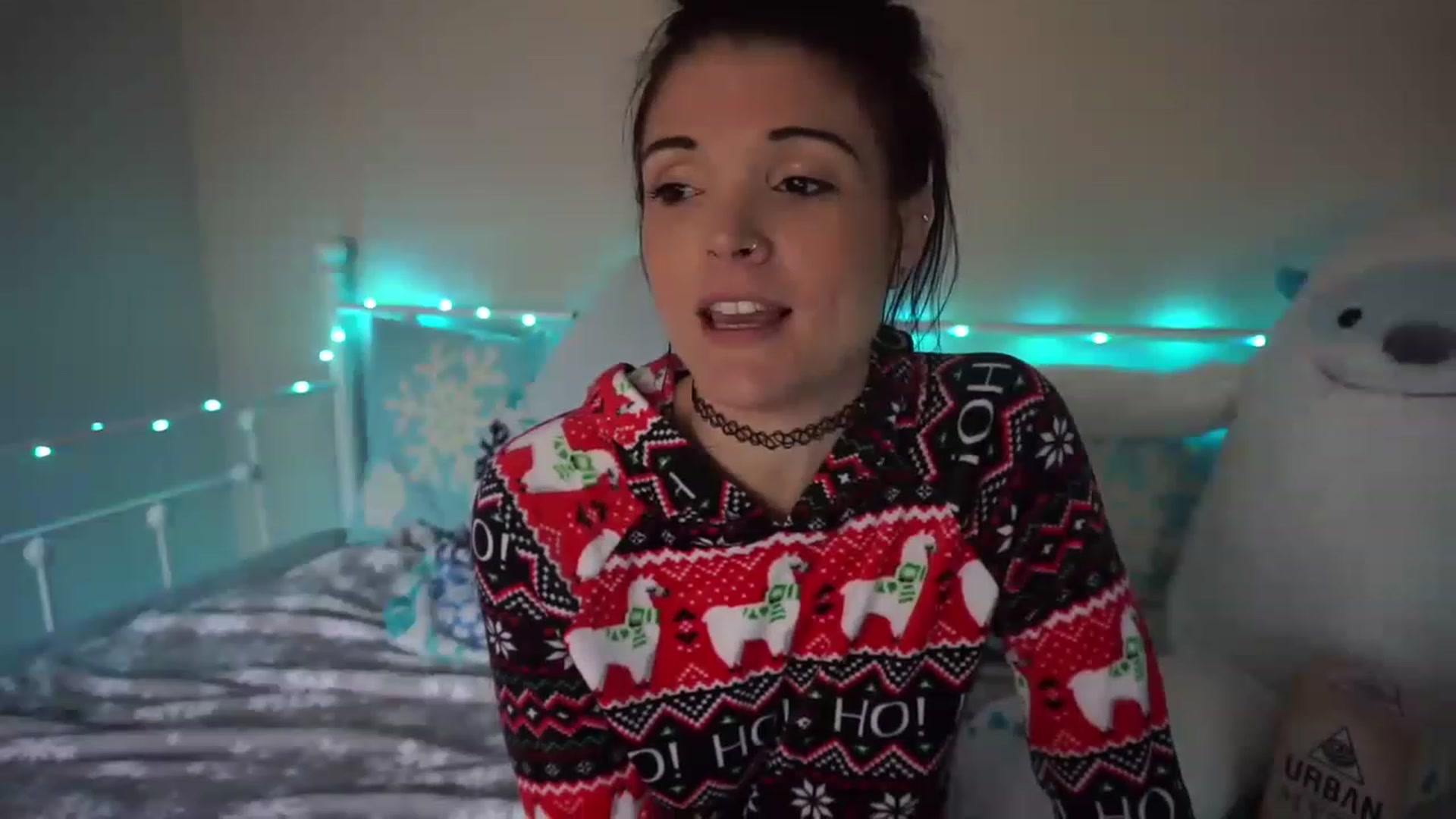 Gallery image thumbnail from LadyStarr's myfreecams stream on, 12/21/2022, 16:15 image 3 of 20