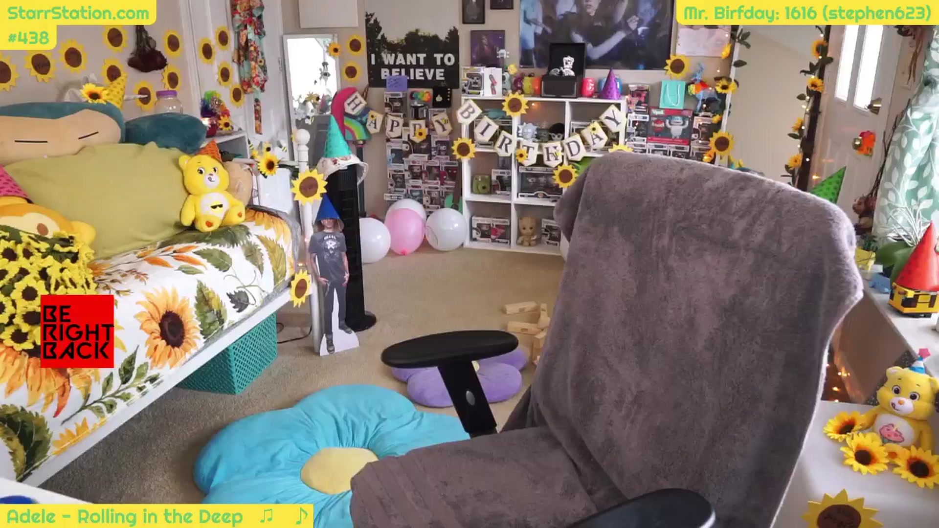 Gallery image thumbnail from LadyStarr's myfreecams stream on, 04/27/2026, 17:27 image 18 of 20