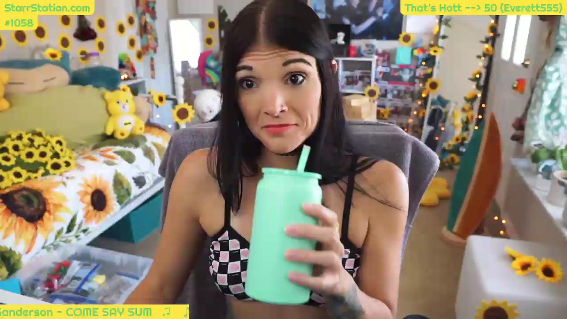 Gallery image thumbnail from LadyStarr's myfreecams stream on, 05/25/2026, 16:40 image 20 of 20