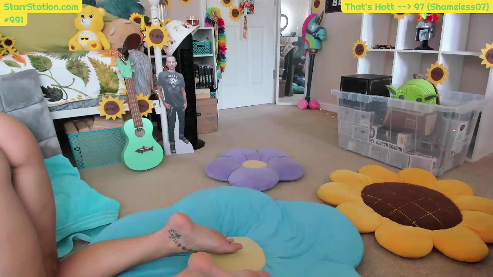 Gallery image thumbnail from LadyStarr's myfreecams stream on, 05/30/2026, 17:02 image 7 of 20