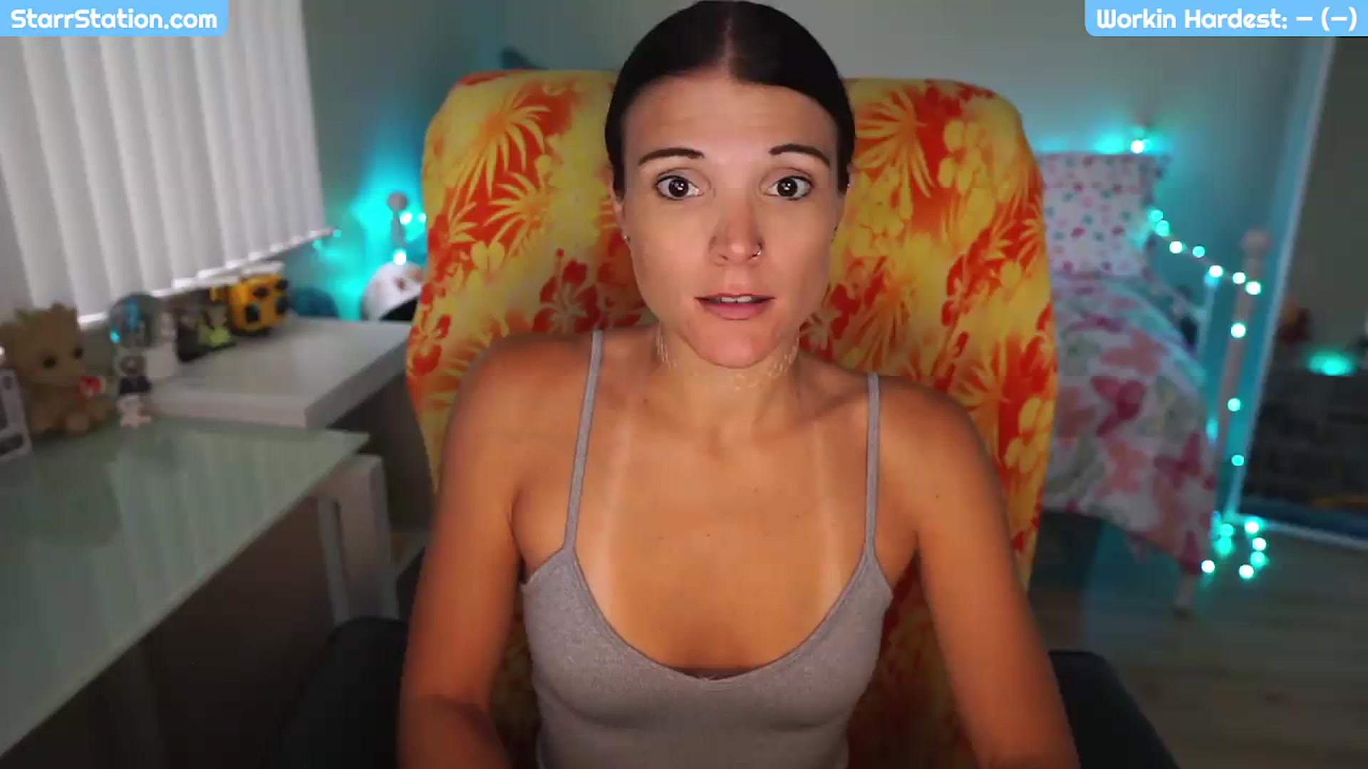 Gallery image thumbnail from LadyStarr's myfreecams stream on, 07/28/2026, 21:42 image 1 of 20