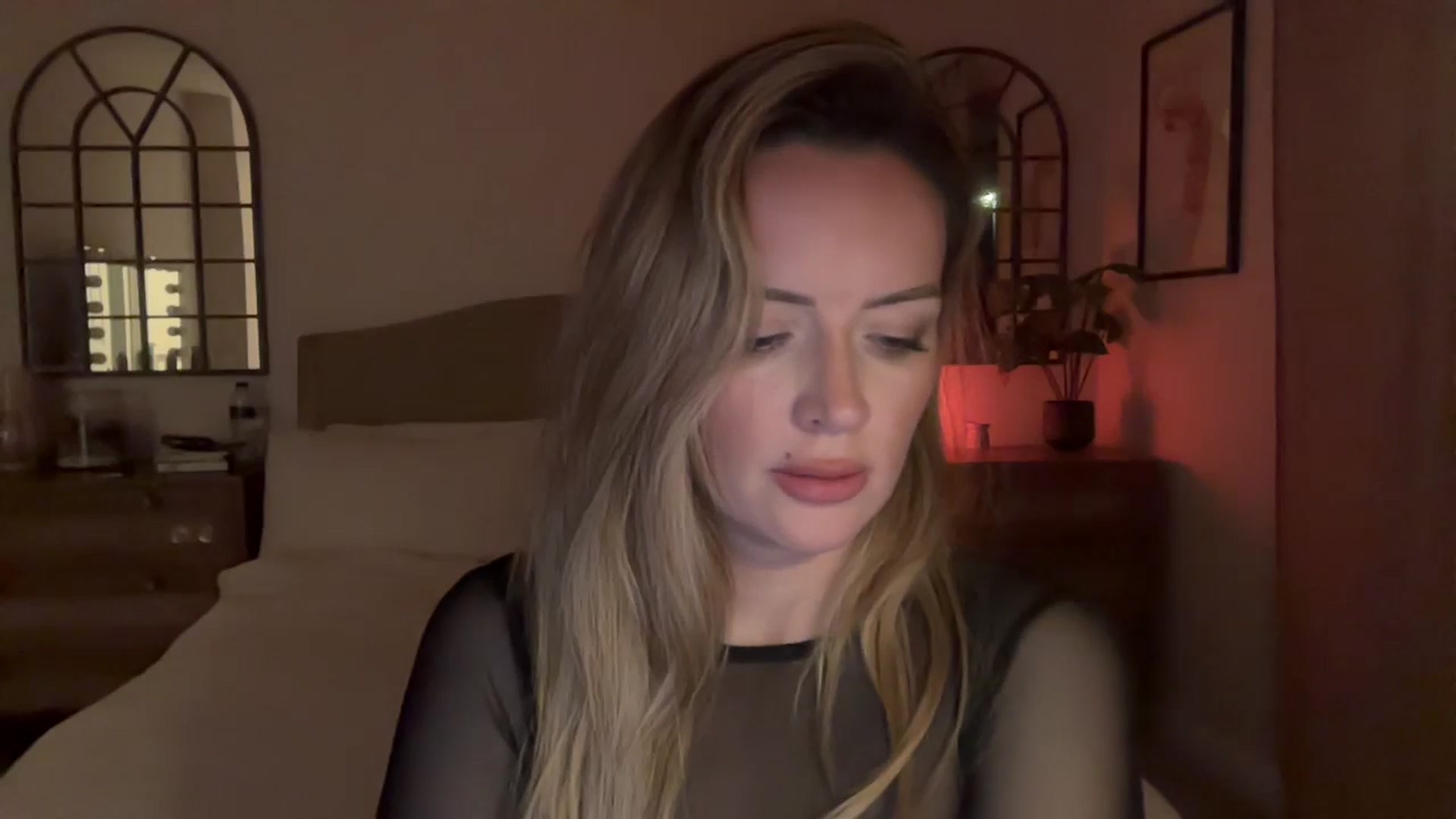 Gallery image thumbnail from LadySterling's myfreecams stream on, 11/03/2025, 22:55 image 11 of 20