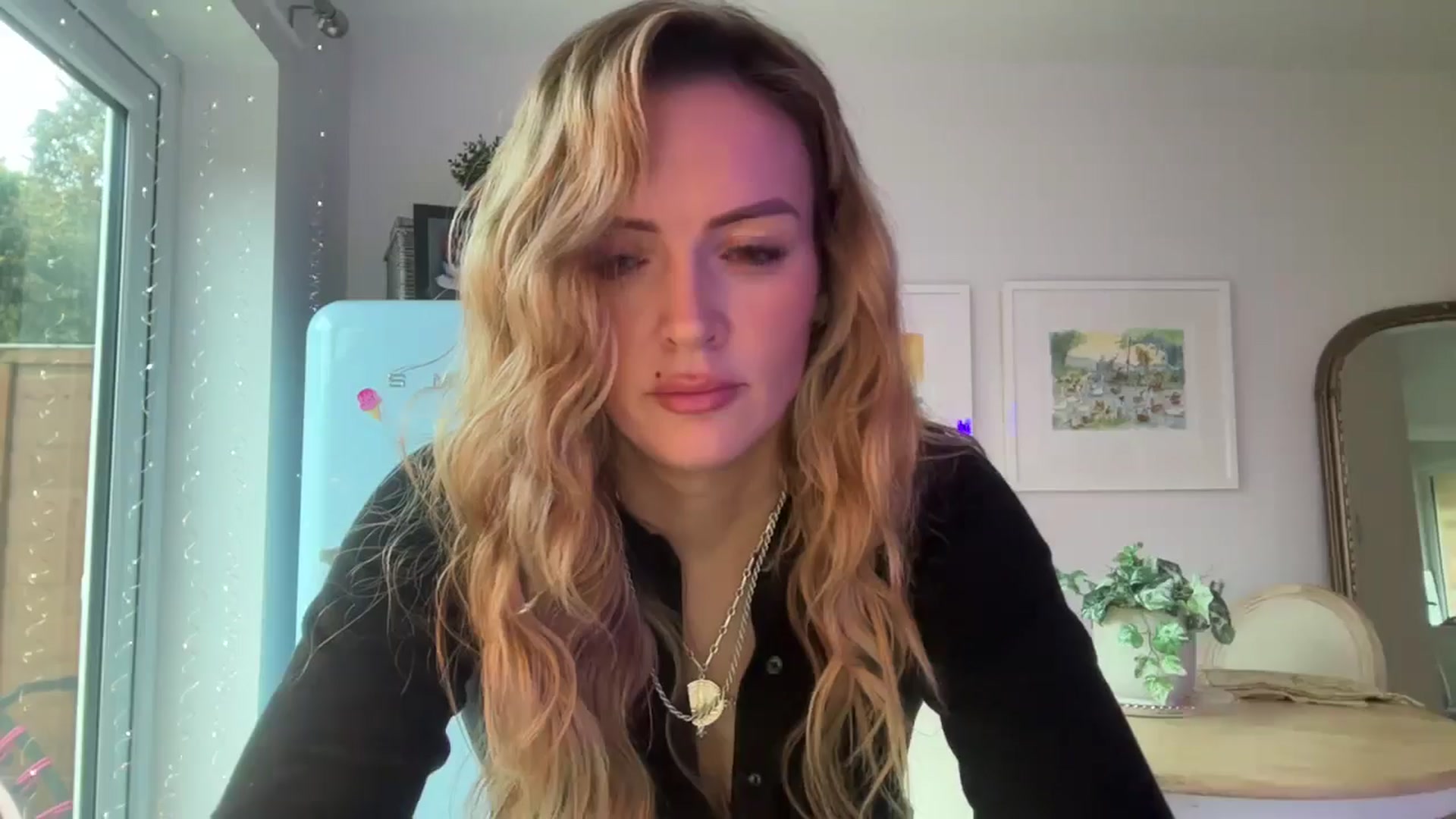 Gallery image thumbnail from LadySterling's myfreecams stream on, 11/04/2025, 15:11 image 15 of 20