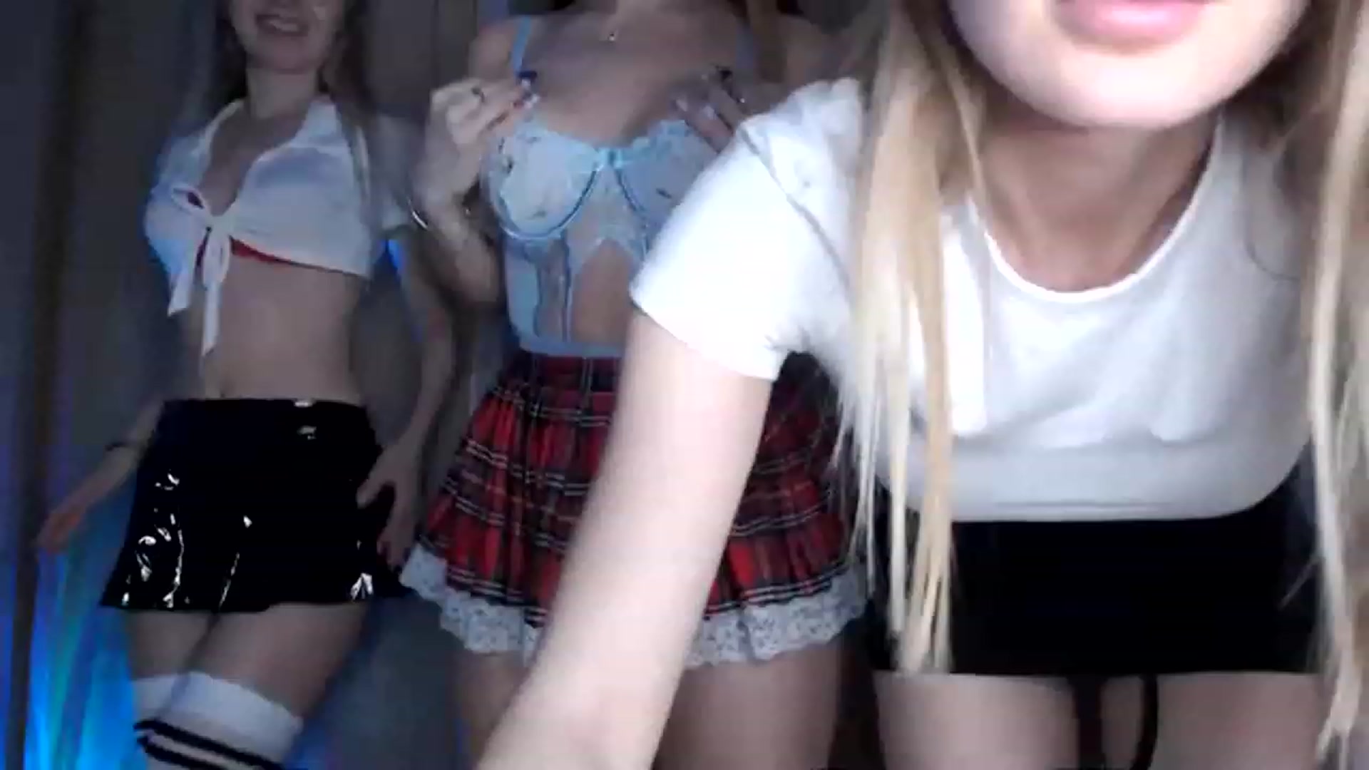 Gallery image thumbnail from LadySwan_'s myfreecams stream on, 03/28/2023, 19:02 image 15 of 20