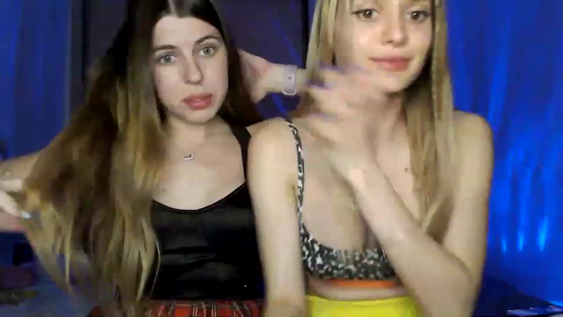 Gallery image thumbnail from LadySwan_'s myfreecams stream on, 03/29/2023, 20:49 image 16 of 20
