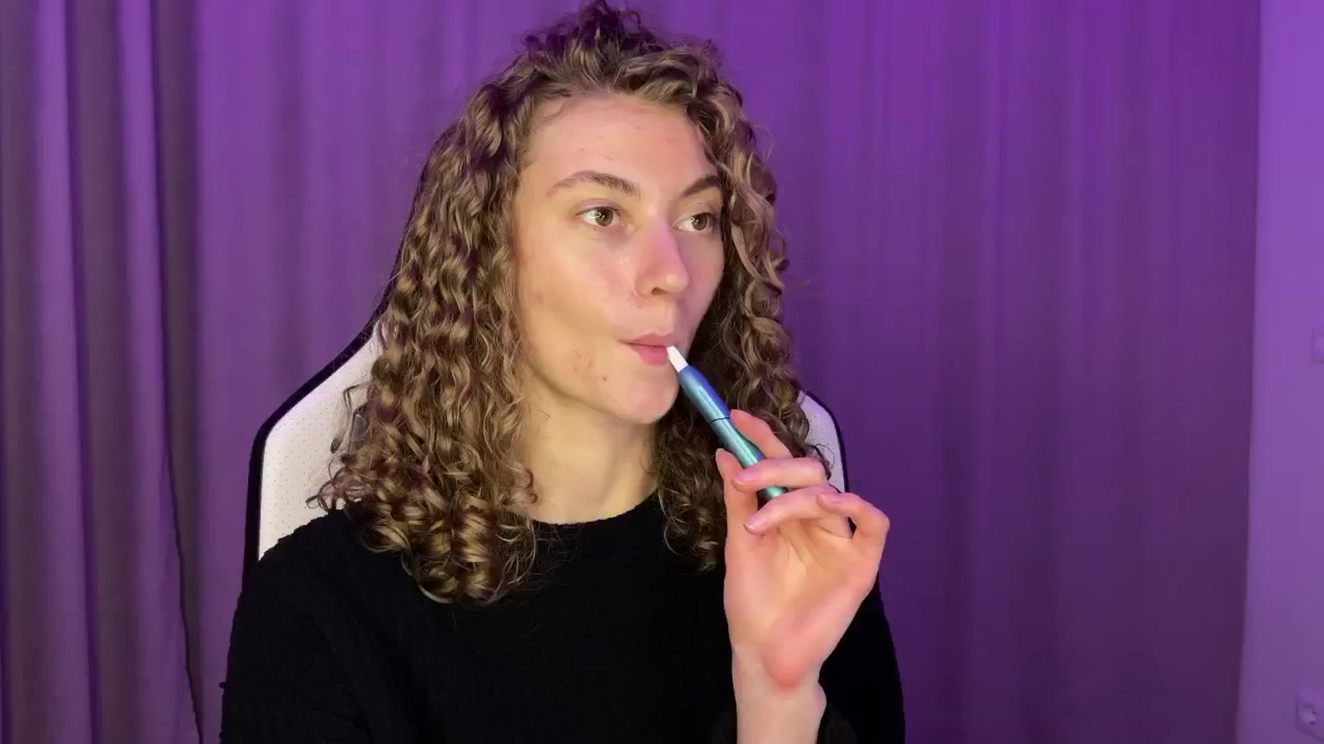 Gallery image thumbnail from Lady_Curls's myfreecams stream on, 11/26/2024, 24:27 image 12 of 20