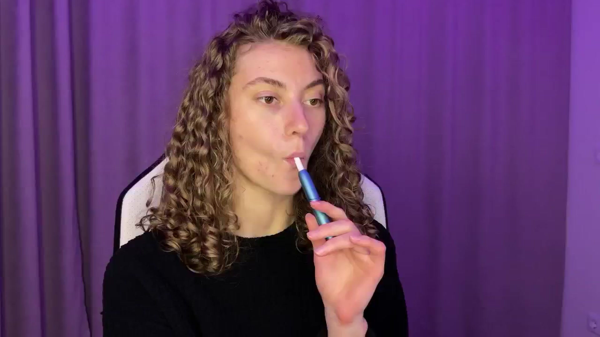 Gallery image thumbnail from Lady_Curls's myfreecams stream on, 11/26/2024, 24:27 image 11 of 20