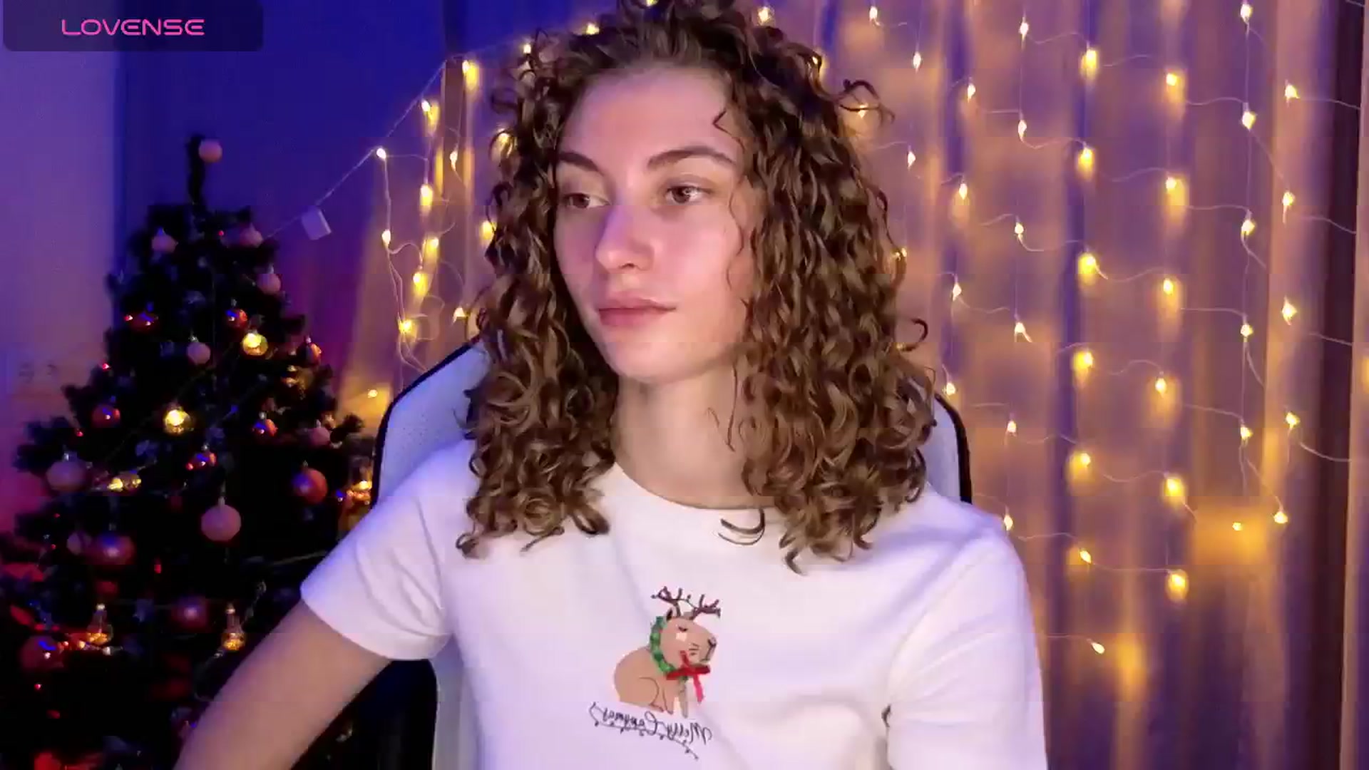Gallery image thumbnail from Lady_Curls's myfreecams stream on, 12/20/2024, 01:17 image 15 of 20