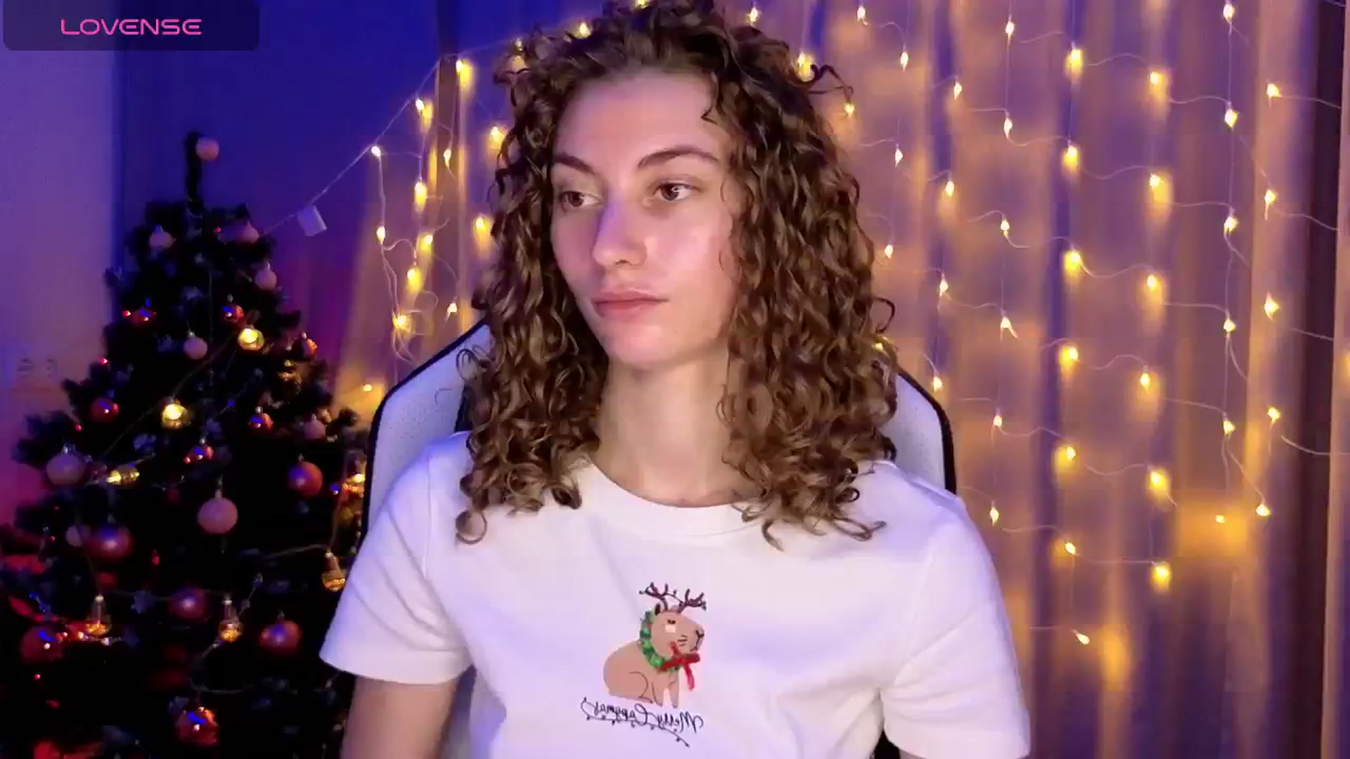 Gallery image thumbnail from Lady_Curls's myfreecams stream on, 12/20/2024, 01:17 image 12 of 20