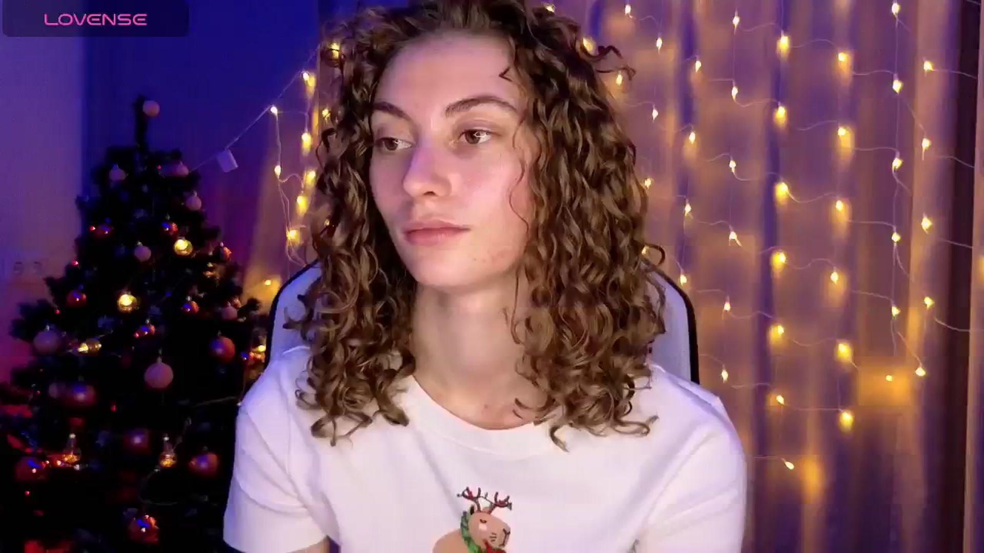 Gallery image thumbnail from Lady_Curls's myfreecams stream on, 12/20/2024, 01:17 image 14 of 20
