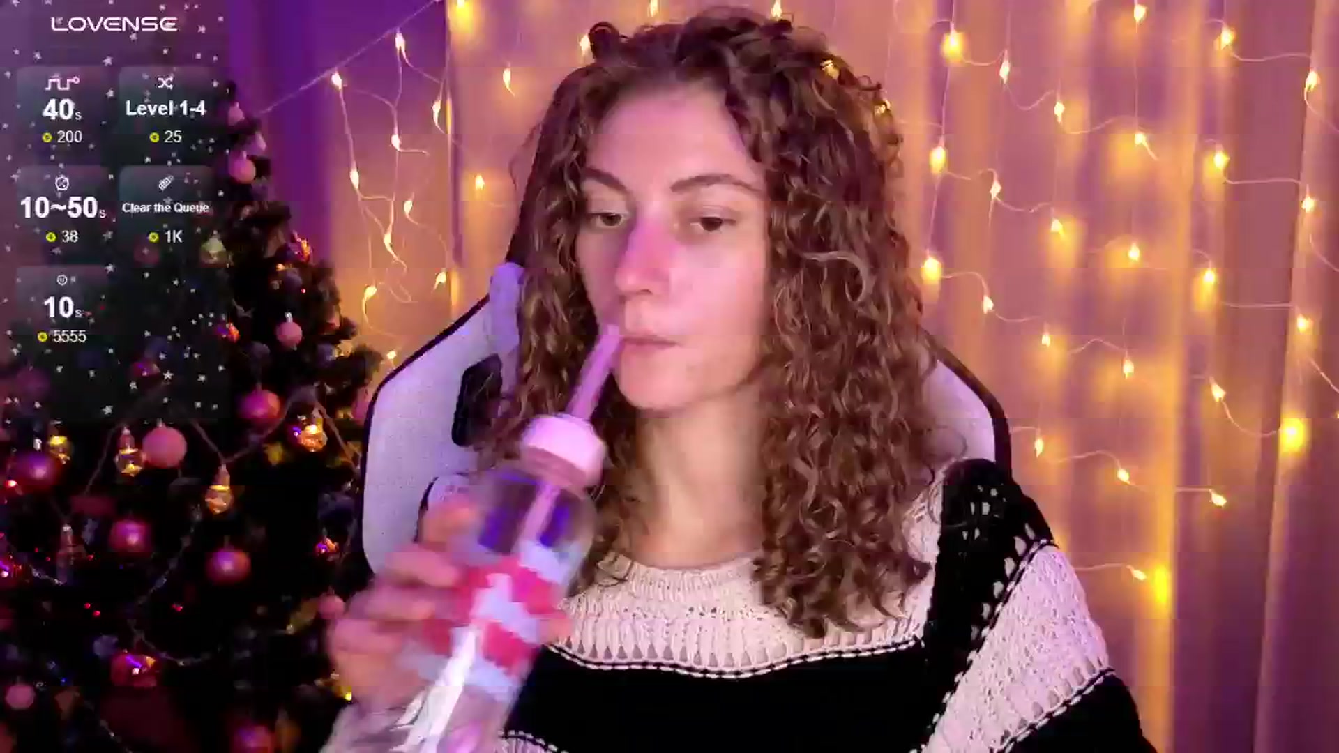 Gallery image thumbnail from Lady_Curls's myfreecams stream on, 12/29/2024, 01:18 image 12 of 20