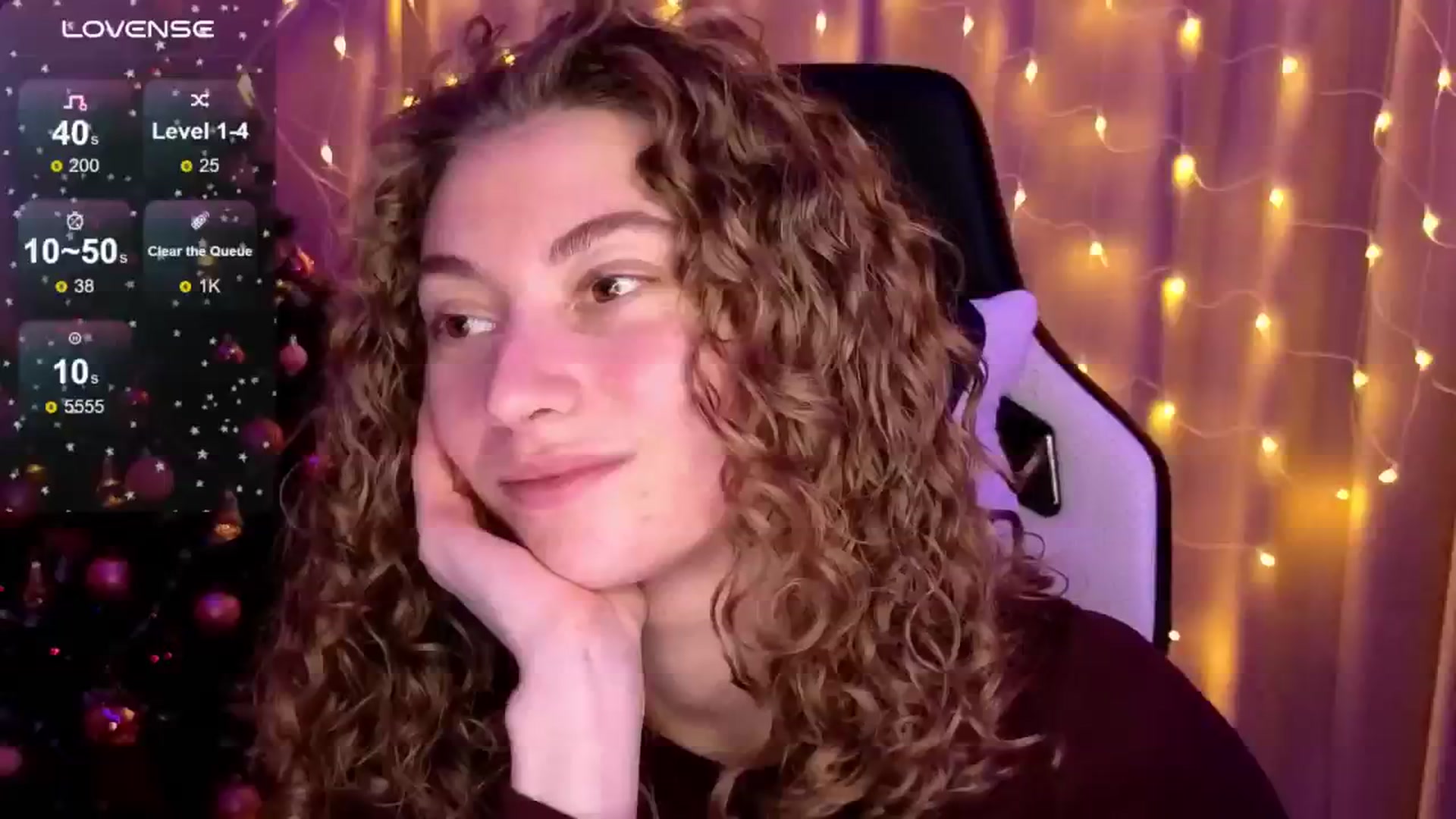 Gallery image thumbnail from Lady_Curls's myfreecams stream on, 01/06/2025, 01:59 image 9 of 20