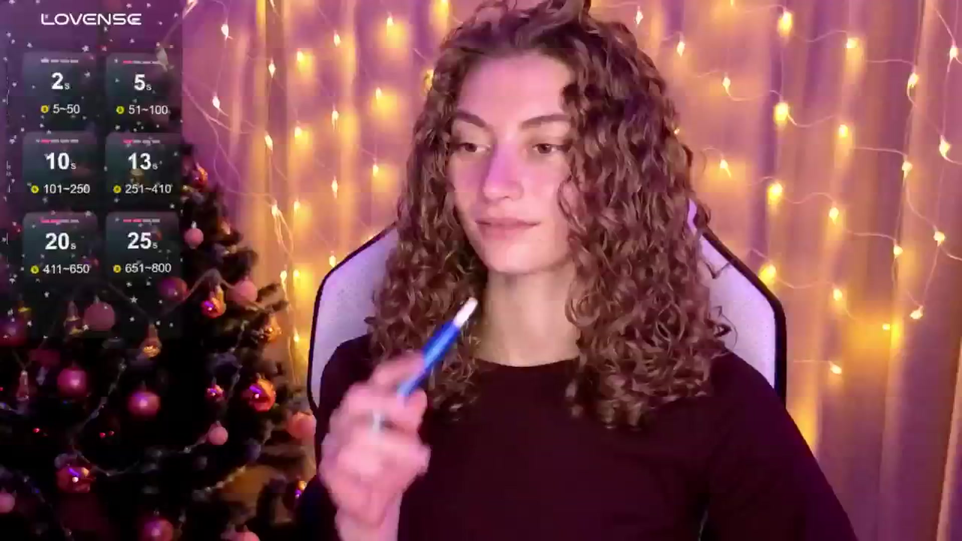 Gallery image thumbnail from Lady_Curls's myfreecams stream on, 01/06/2025, 01:59 image 10 of 20