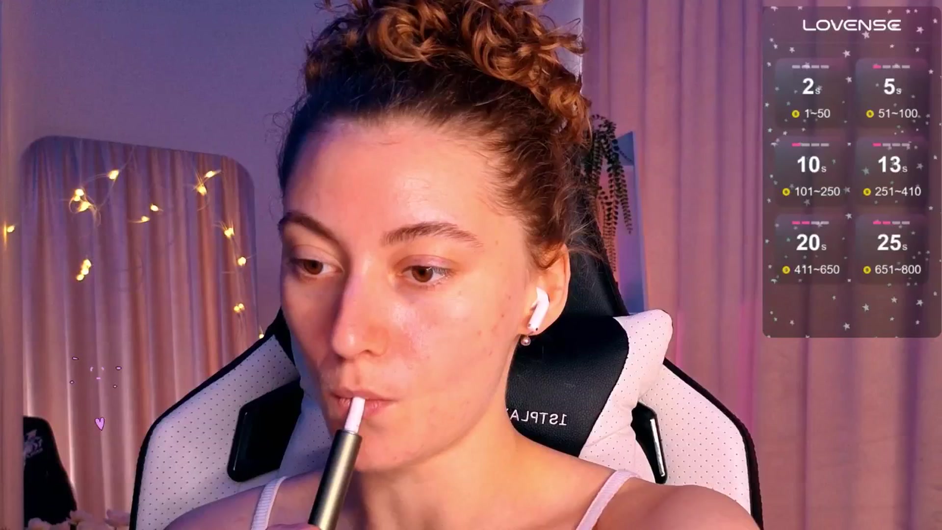 Gallery image thumbnail from Lady_Curls's myfreecams stream on, 05/25/2025, 11:46 image 13 of 20