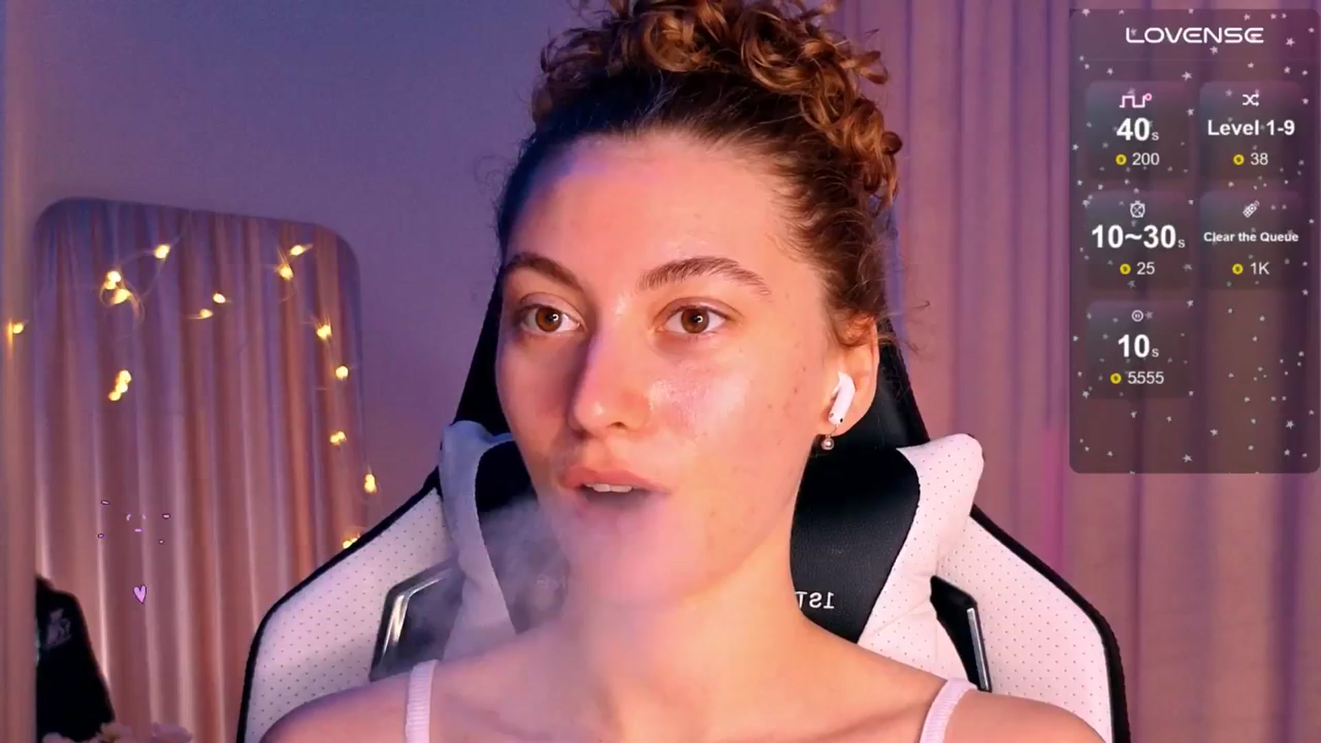 Gallery image thumbnail from Lady_Curls's myfreecams stream on, 05/25/2025, 11:46 image 19 of 20