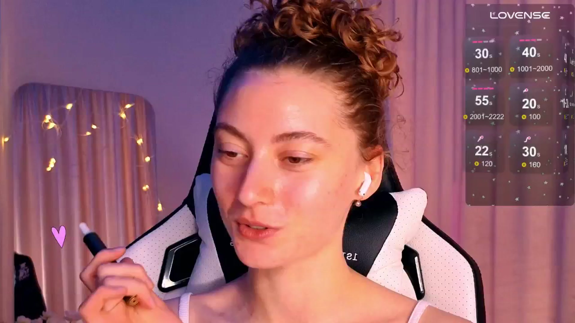 Gallery image thumbnail from Lady_Curls's myfreecams stream on, 05/25/2025, 11:46 image 8 of 20