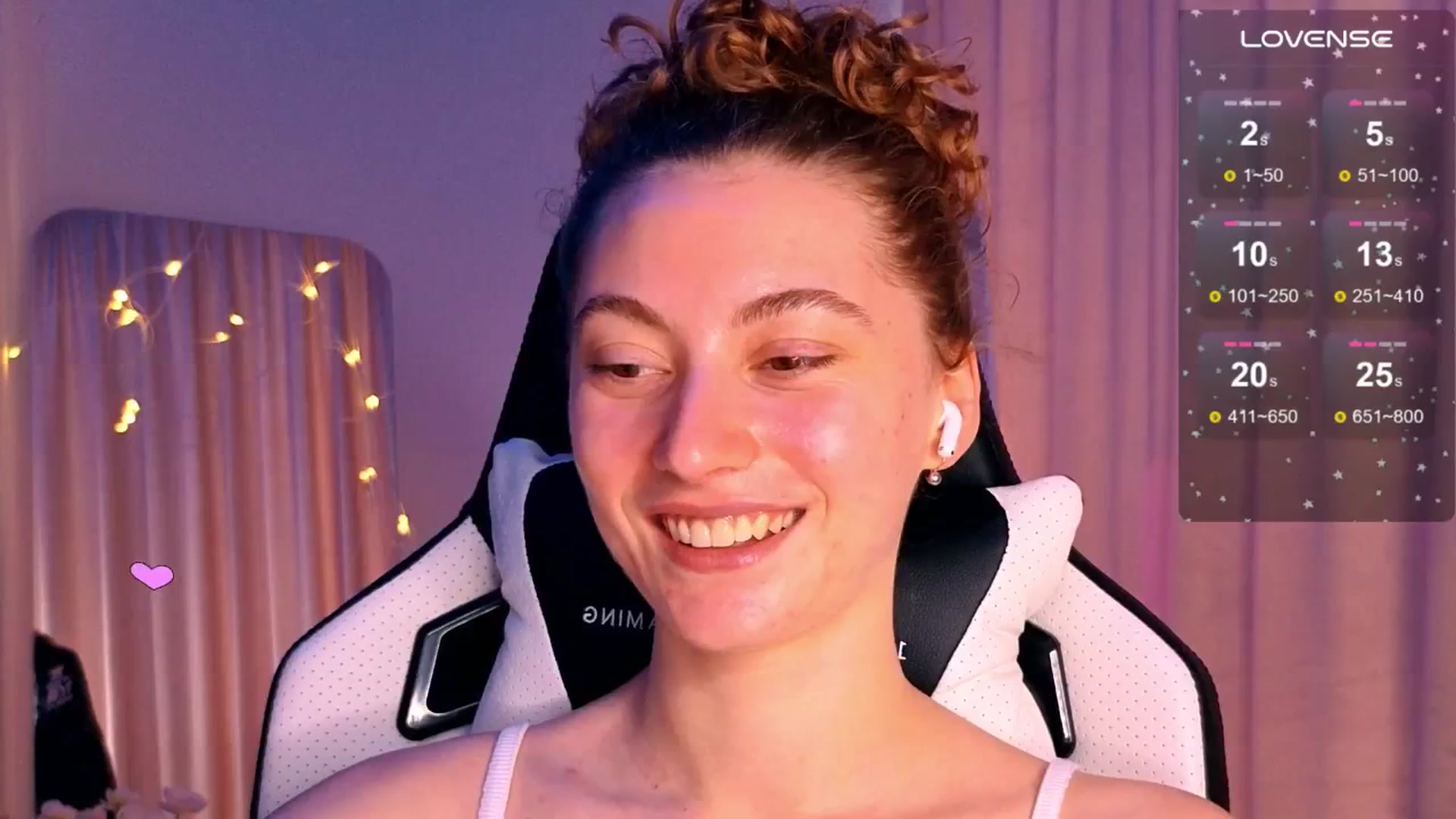 Gallery image thumbnail from Lady_Curls's myfreecams stream on, 05/25/2025, 11:46 image 12 of 20