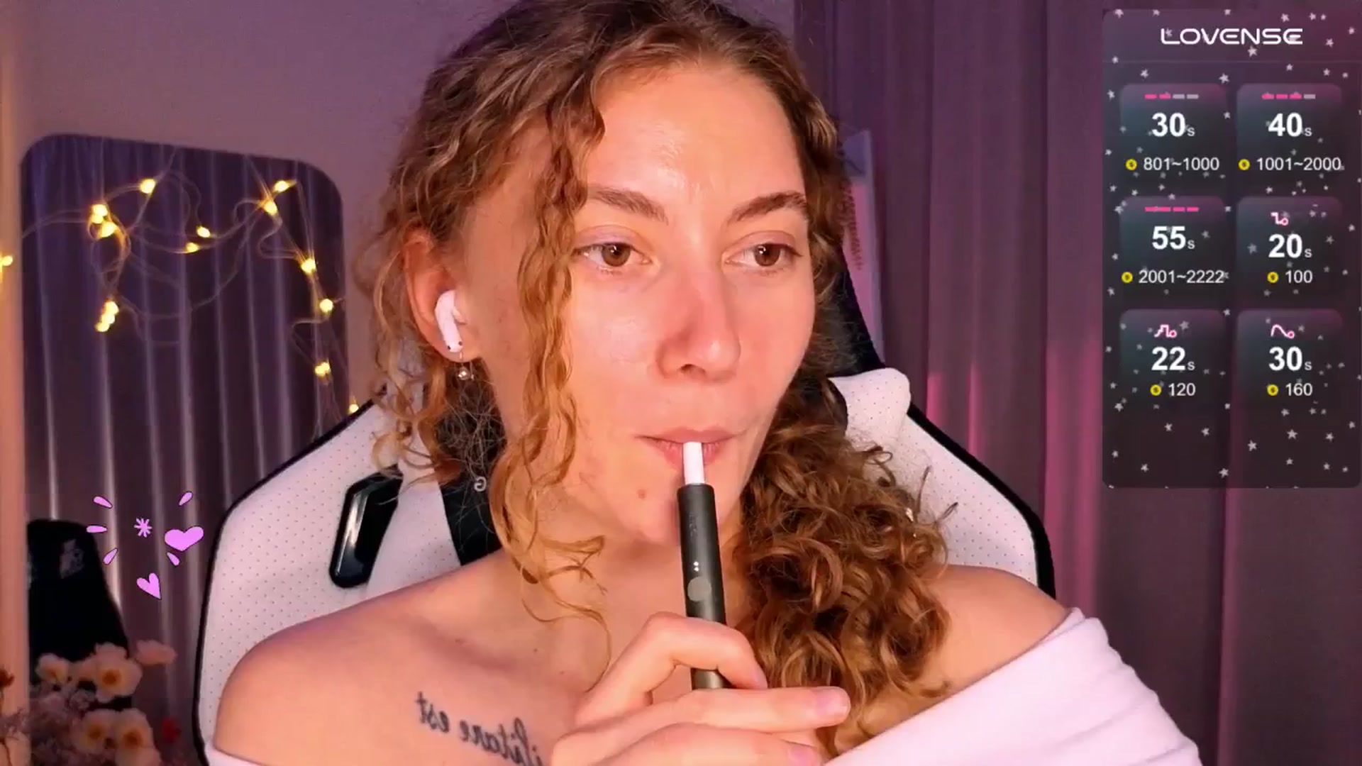 Gallery image thumbnail from Lady_Curls's myfreecams stream on, 05/27/2025, 01:19 image 13 of 20